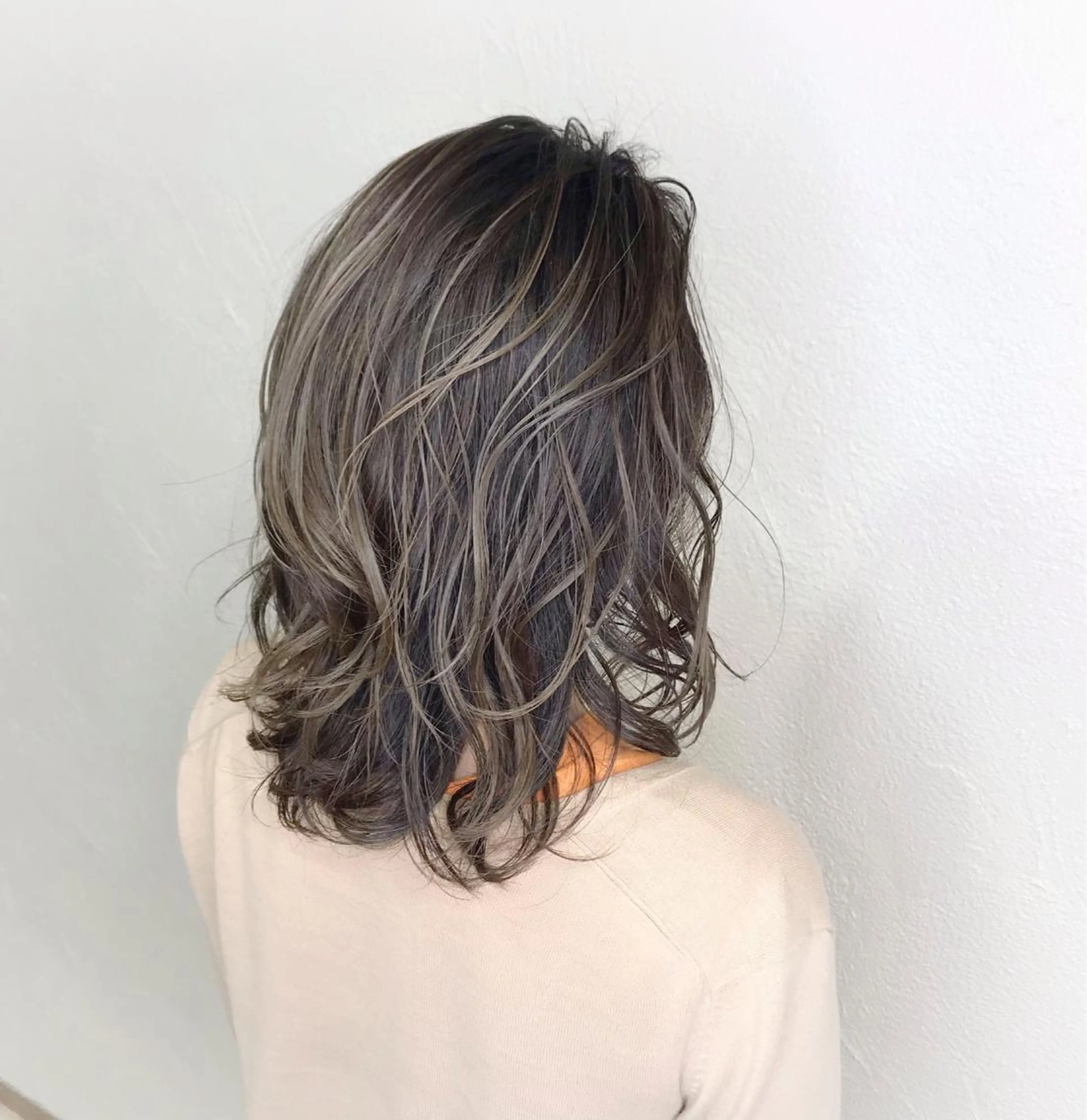 セミロング ヘアカラー 樽見 浩司のヘアスタイル