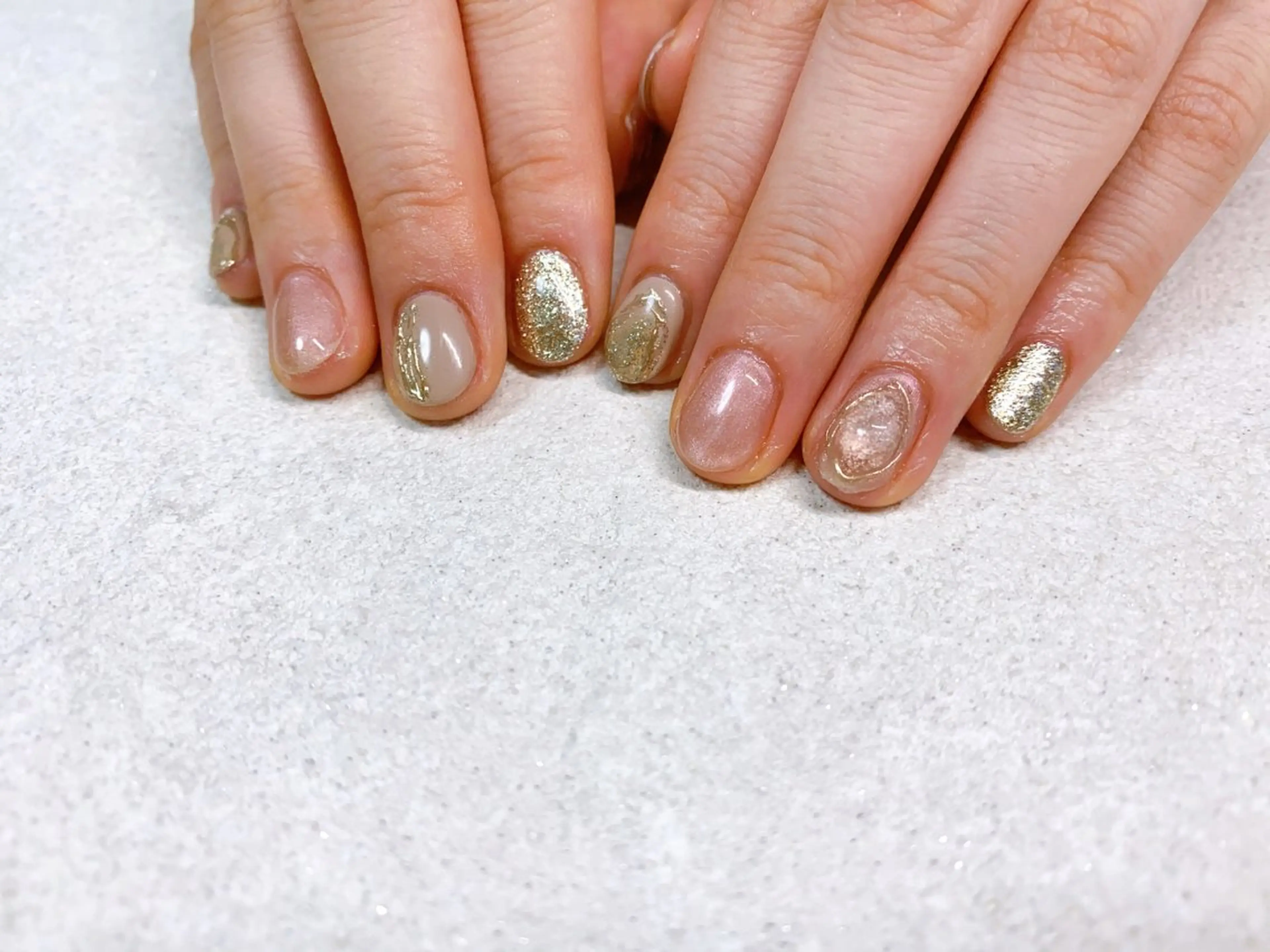 ネイル オーロラネイル フラワーネイル フットネイル フレンチネイル ジェルネイル mogunail &blowのネイルデザイン