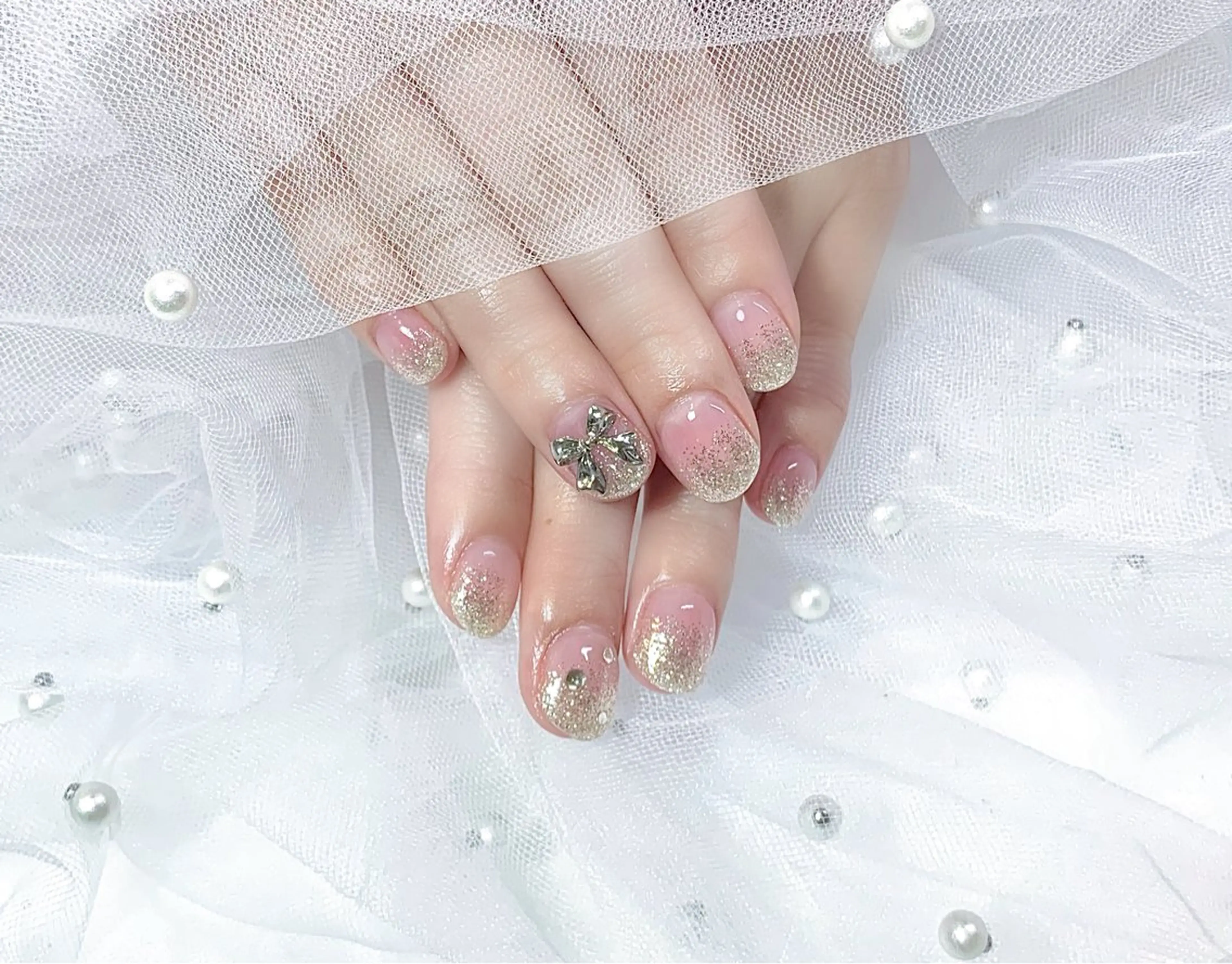 ネイル フレンチネイル ガーリー グラデーション 韓国ネイル ラメ(グリッター) Chat　noir所属・【chatnoir】 MIYUのネイルデザイン