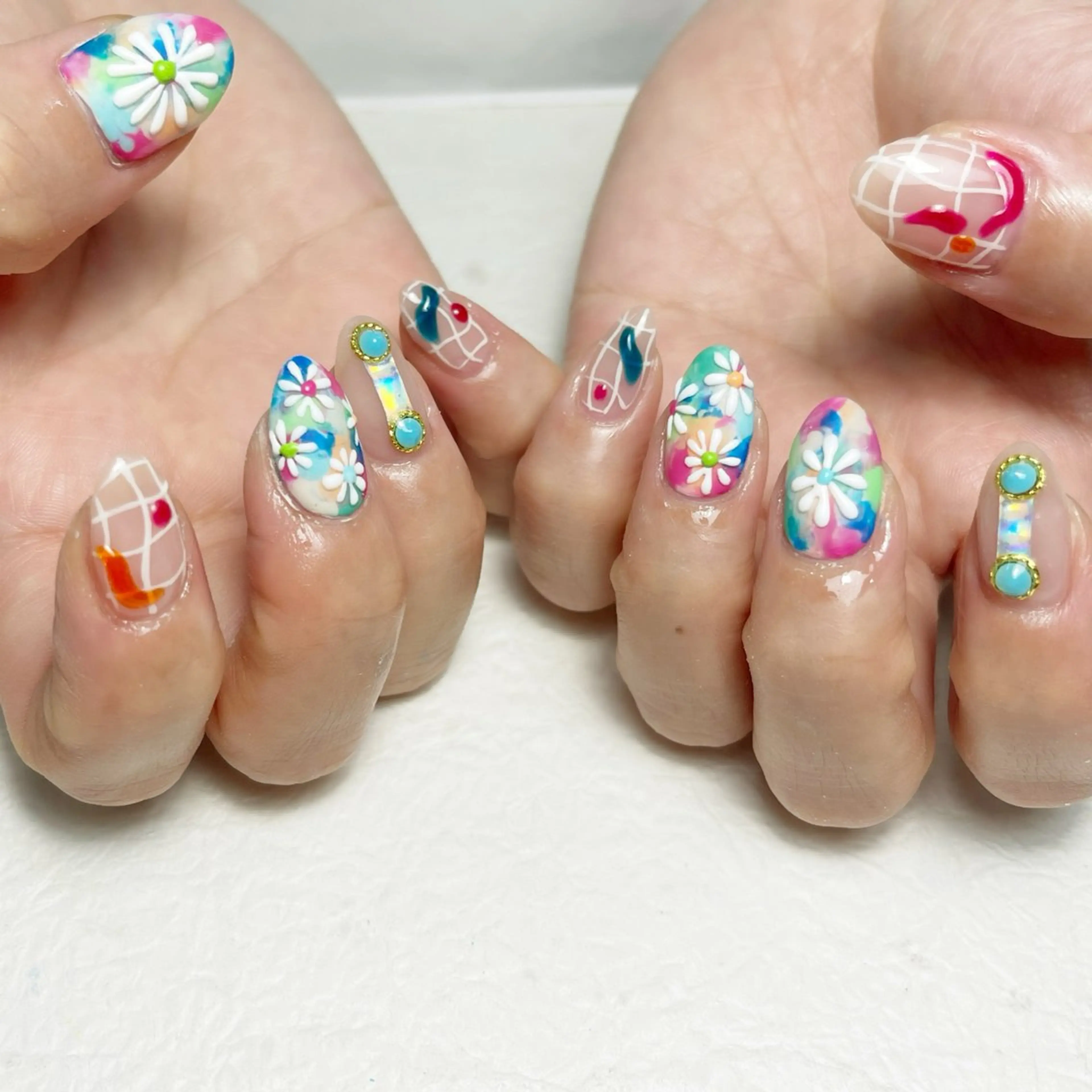 ネイル アートネイル フラワーネイル フットネイル ジェルネイル キラキラネイル ハンドネイル Y nail なんば堀江店のネイルデザイン