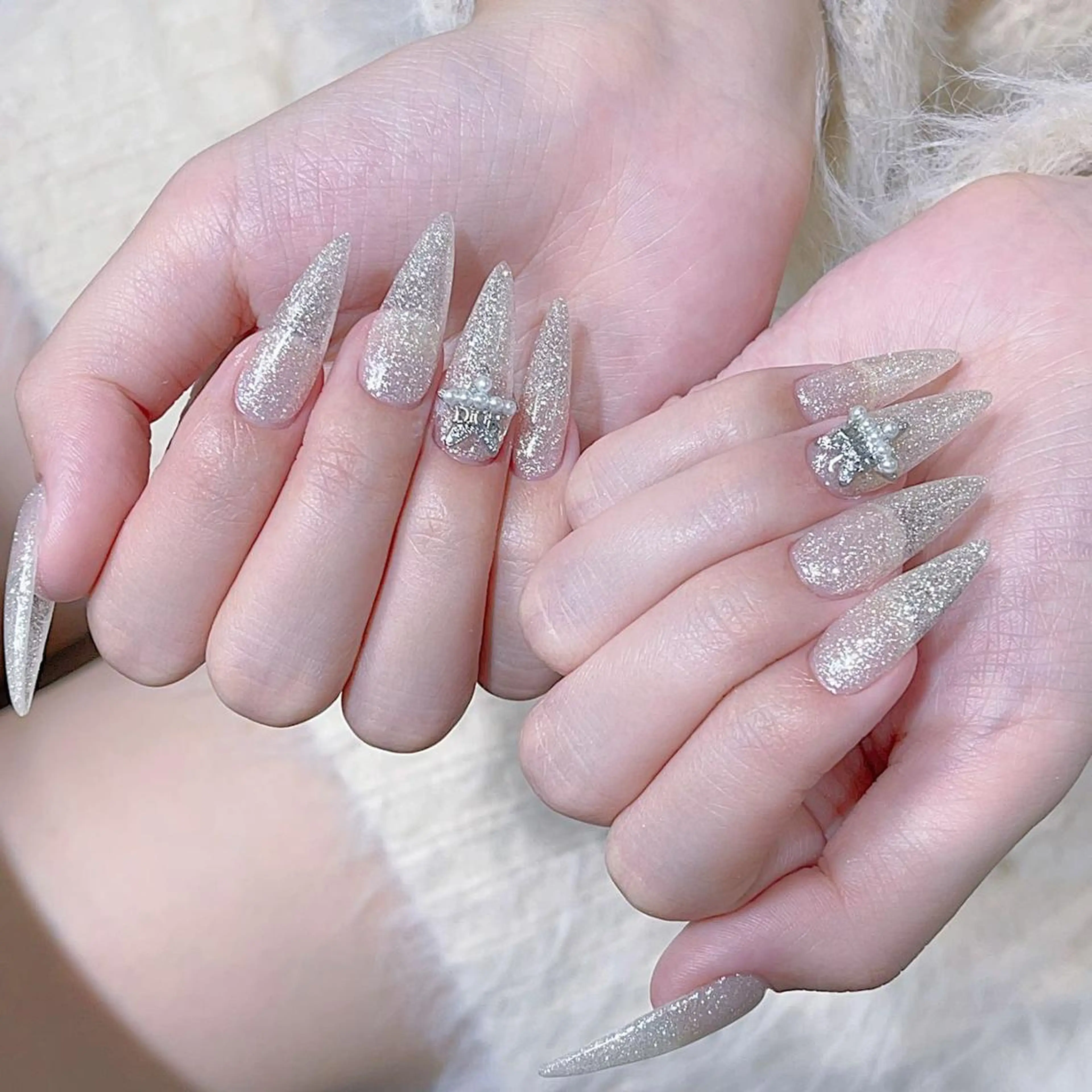 ネイル 長さ出し ネイルチップ Queens PUPUのネイルデザイン