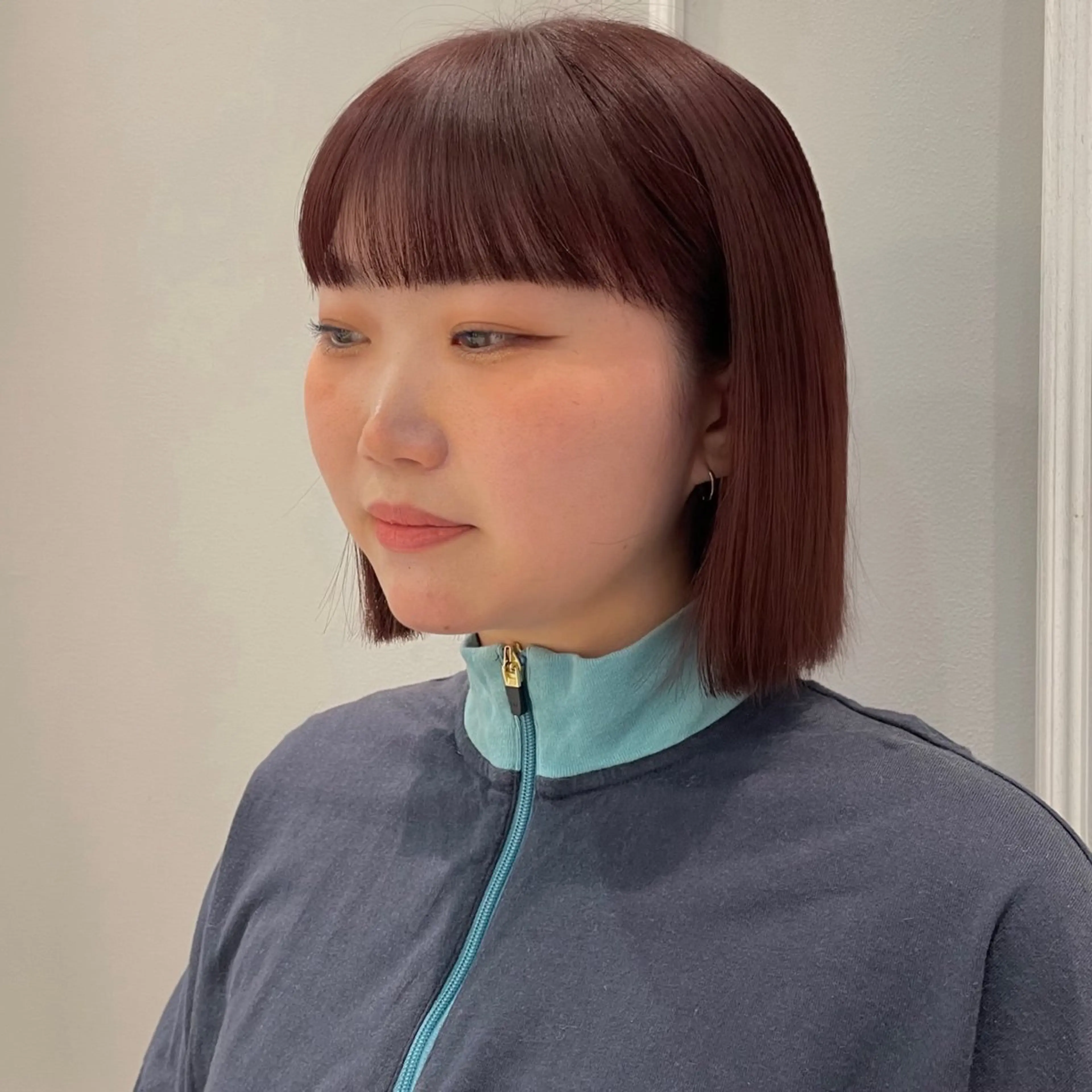 ショート 切りっぱなしボブ レッドブラウン ボブ カット ヘアカラー トリートメント 🩶赤み消しカラー 🐈‍⬛荻野美思🐾のヘアスタイル