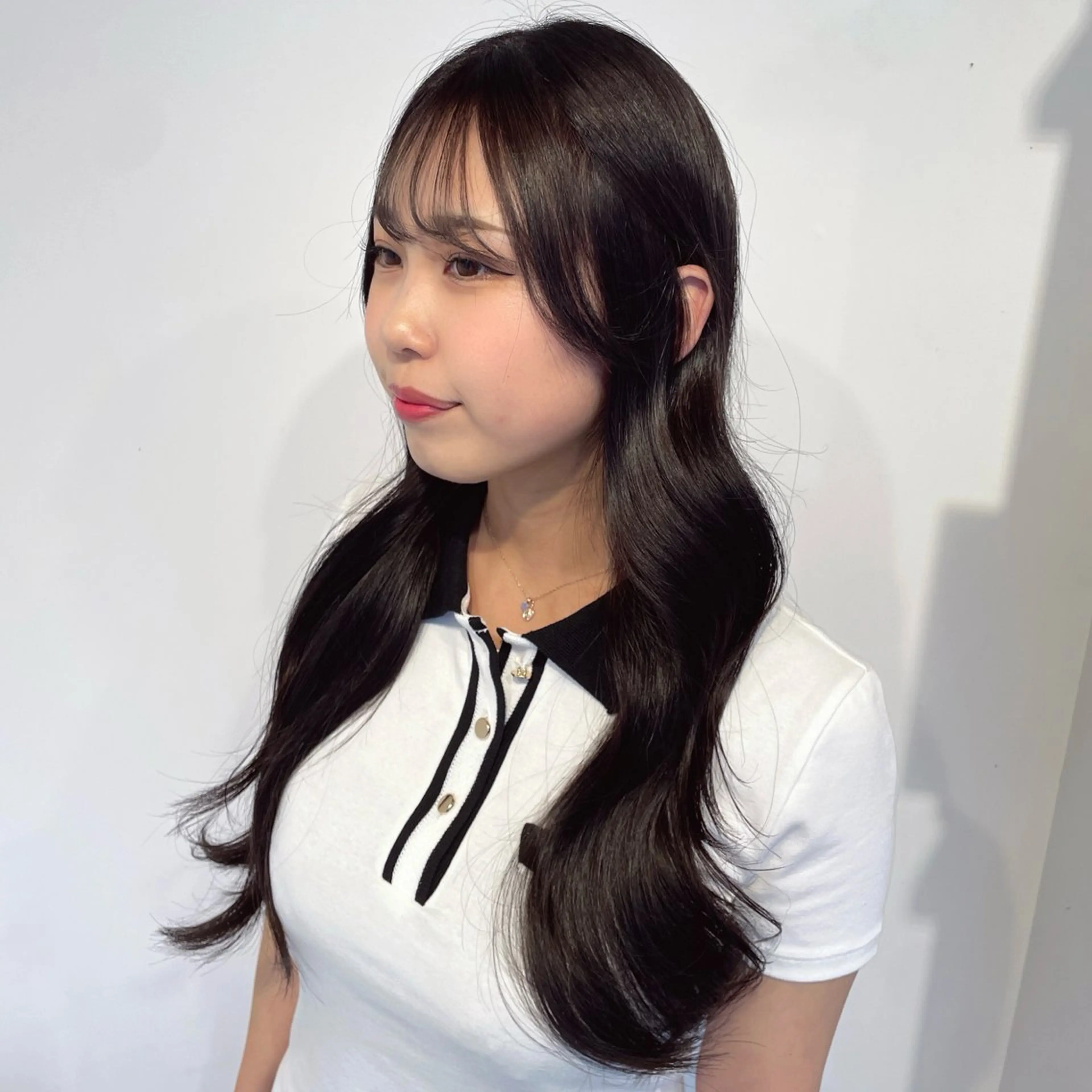 ロング レイヤー🩵ミルク ティーカラー/Miuのヘアスタイル