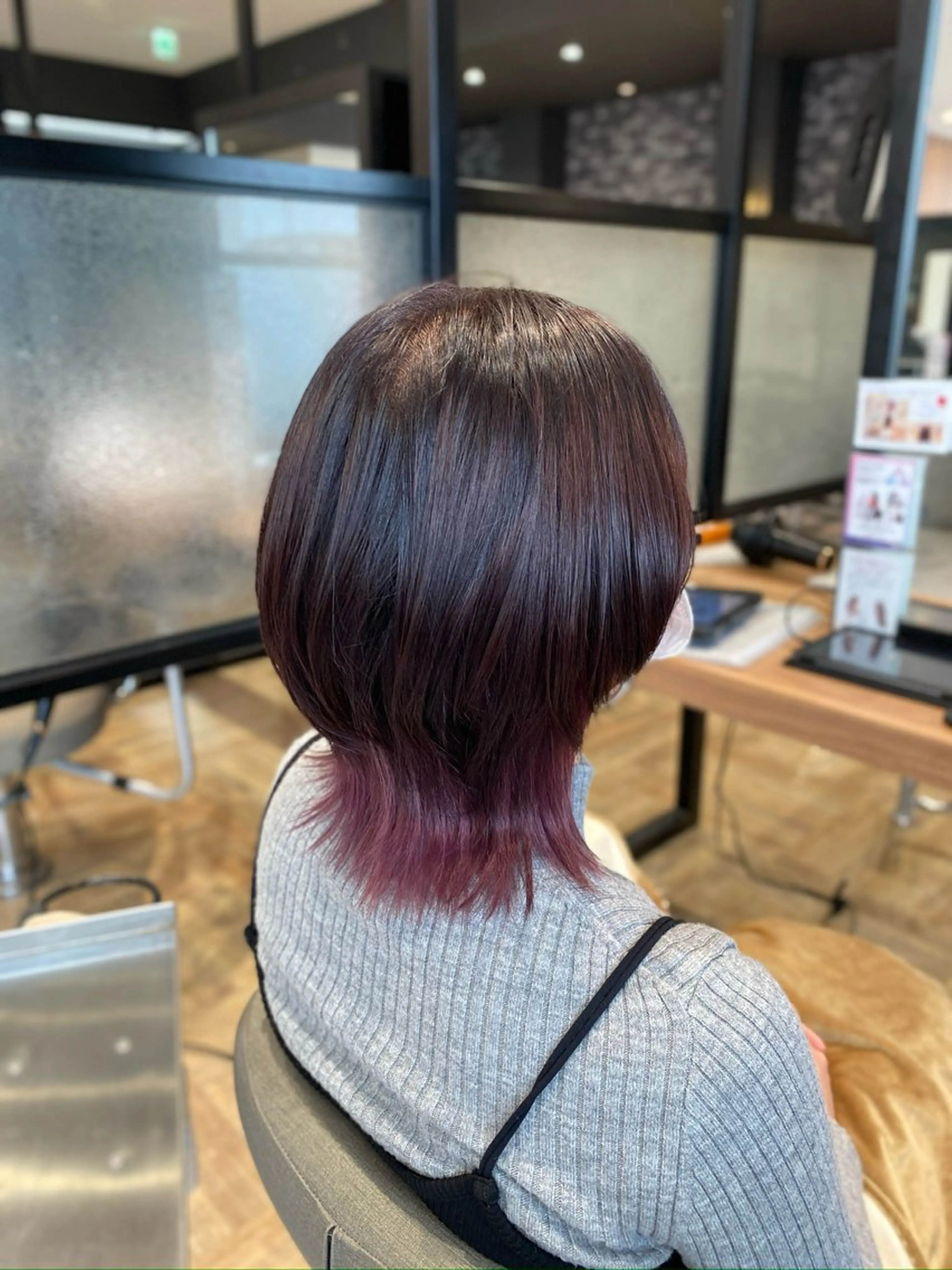 大人気 MENU★インナーカラー（ケアブリーチ使用）✕フルカラー 3stepトリートメントの写真