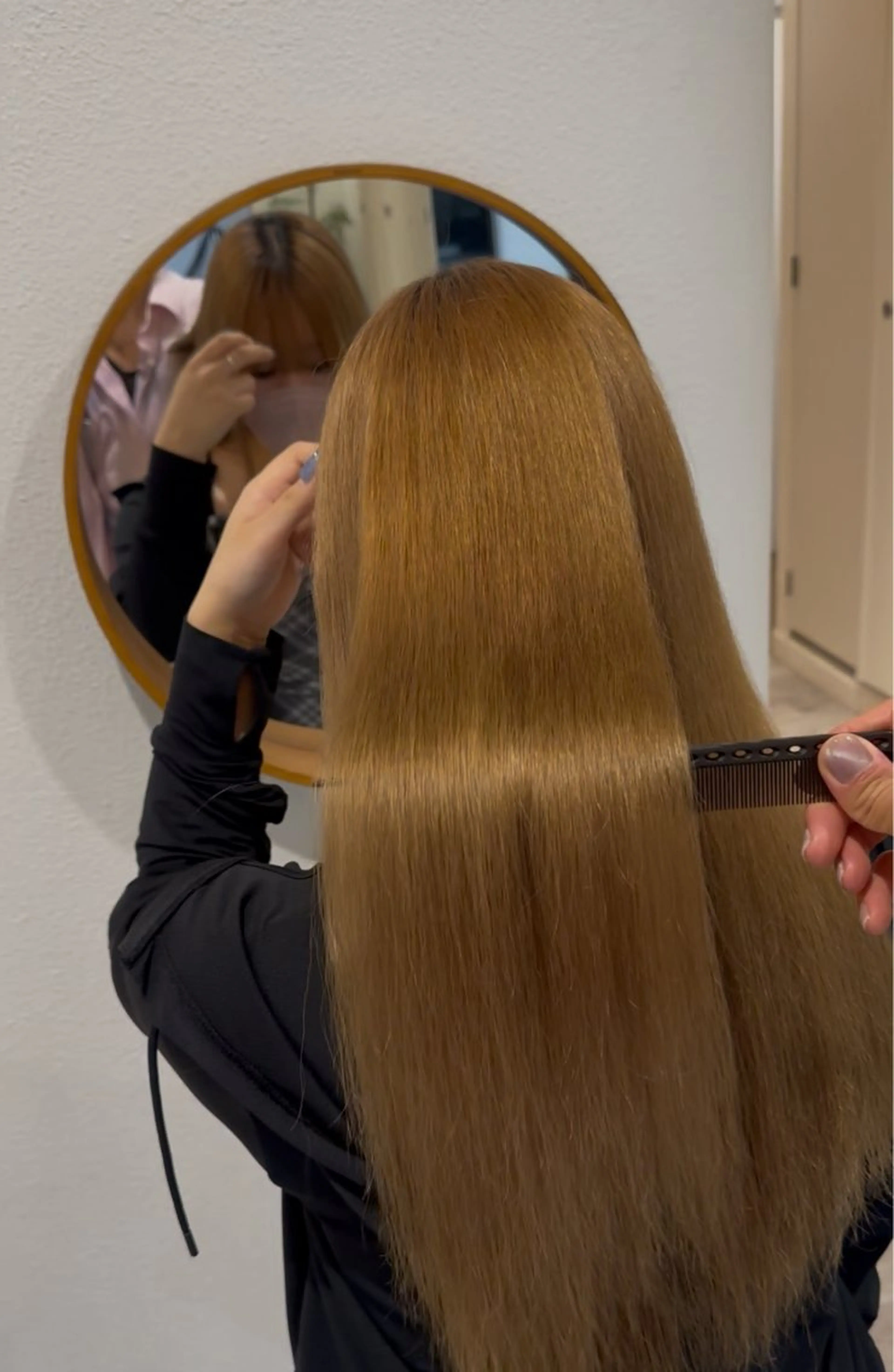 ブリーチ毛でもかけられる縮毛矯正＋レイヤーバッサリカット🆗(顔出し動画撮影可能な方のみ)の写真