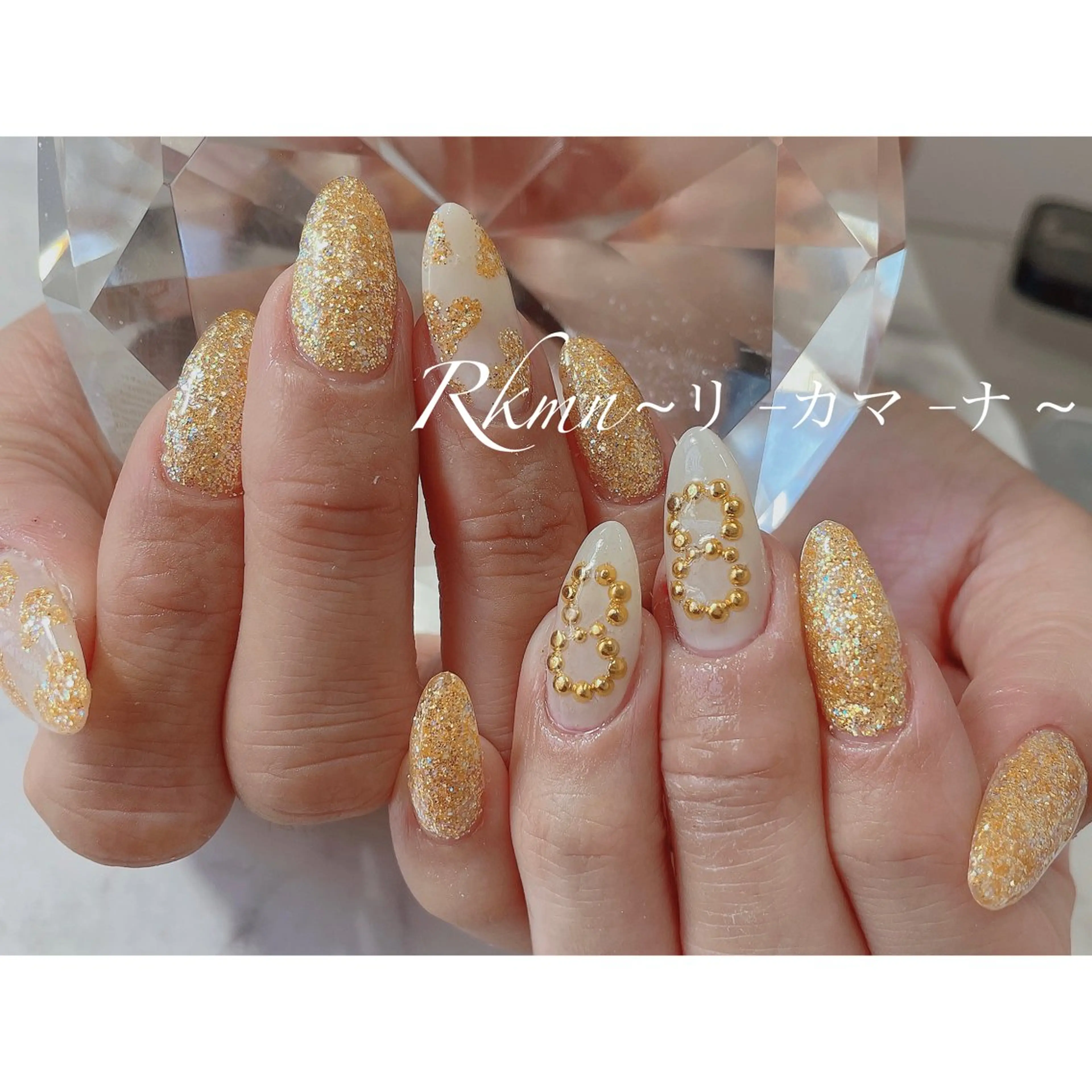 ネイル アートネイル ゴールド 春ネイル ハンドネイル フットネイル ハンドケア Rkmn ~リ-カマ-ナ~のネイルデザイン