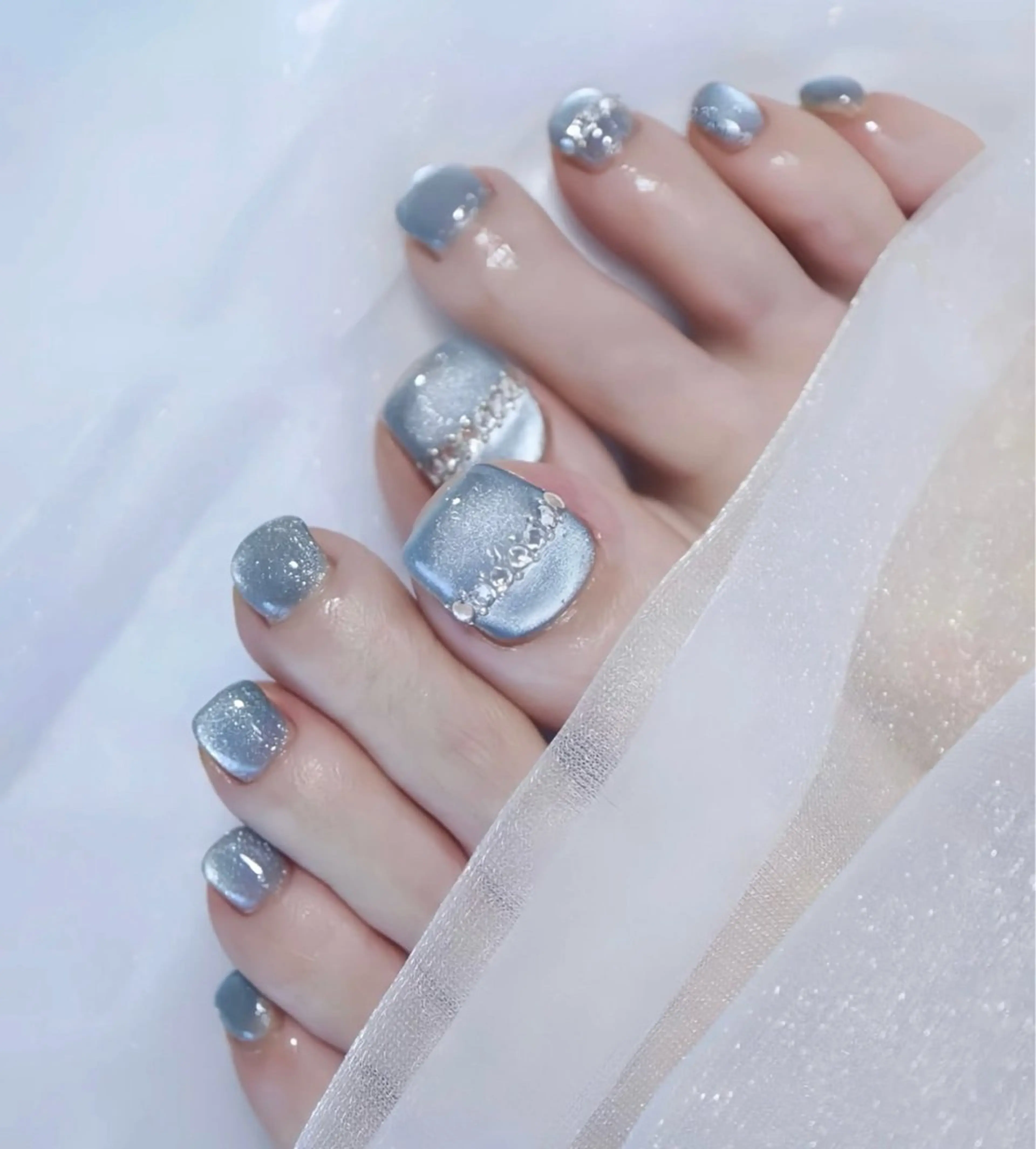 ネイル フットネイル Luvia Ginzaのネイルデザイン