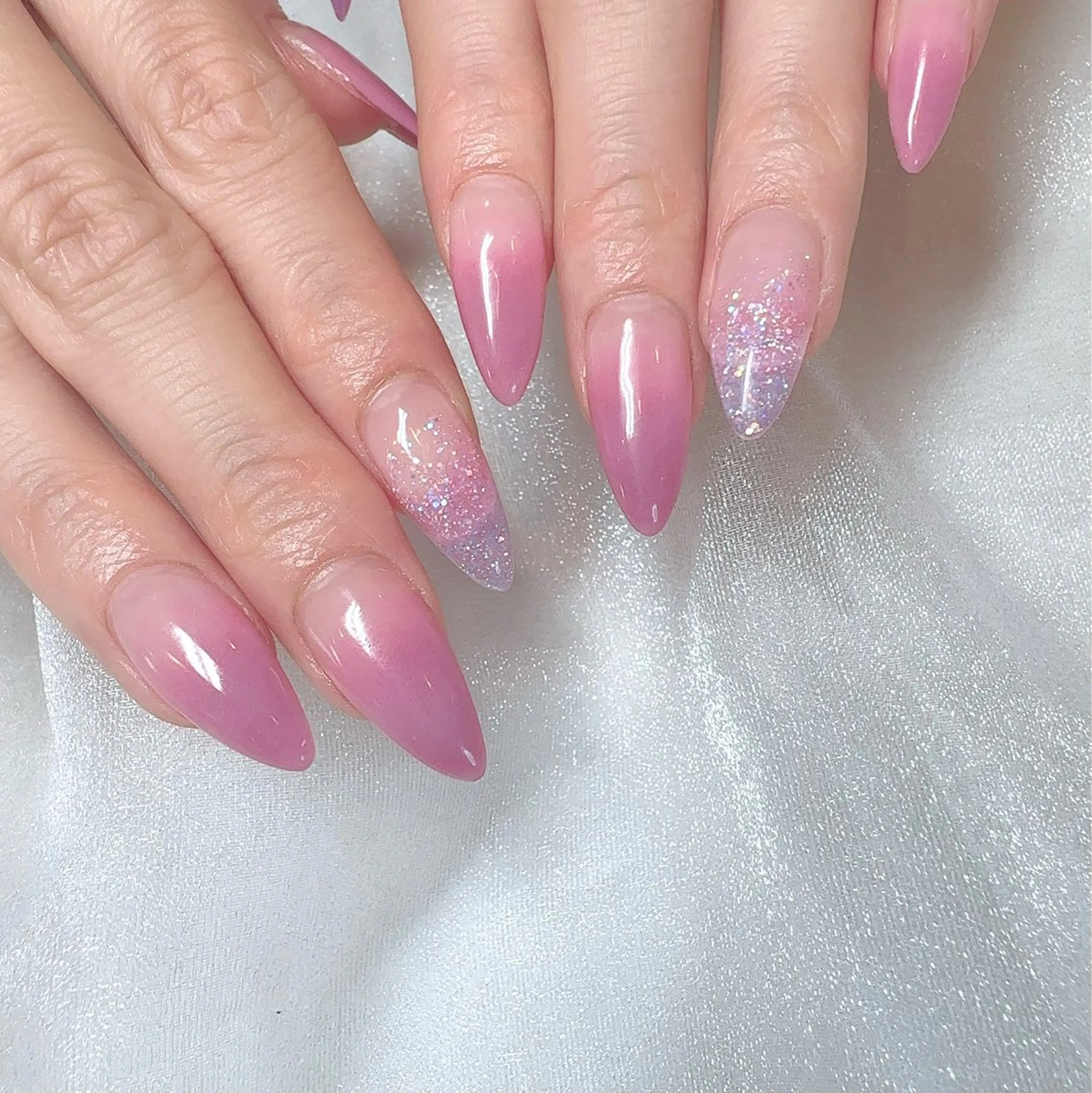 ネイル ハンドネイル LOVE NAIL 店長　MIKAのネイルデザイン