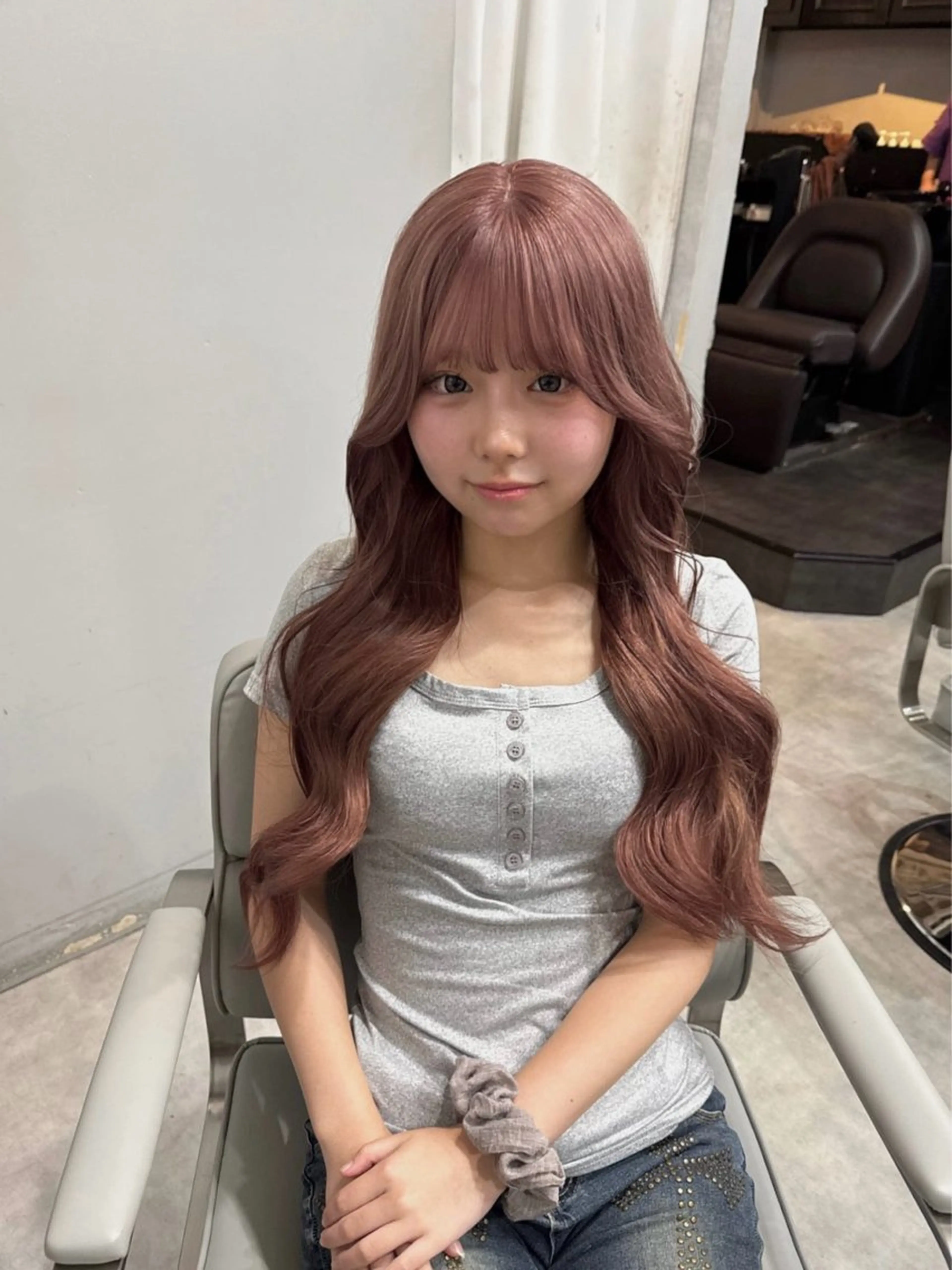 ロング カット ヘアカラー トリートメント ヘアセット 🩶ブリーチ/ レイヤー🩶フミカのヘアスタイル