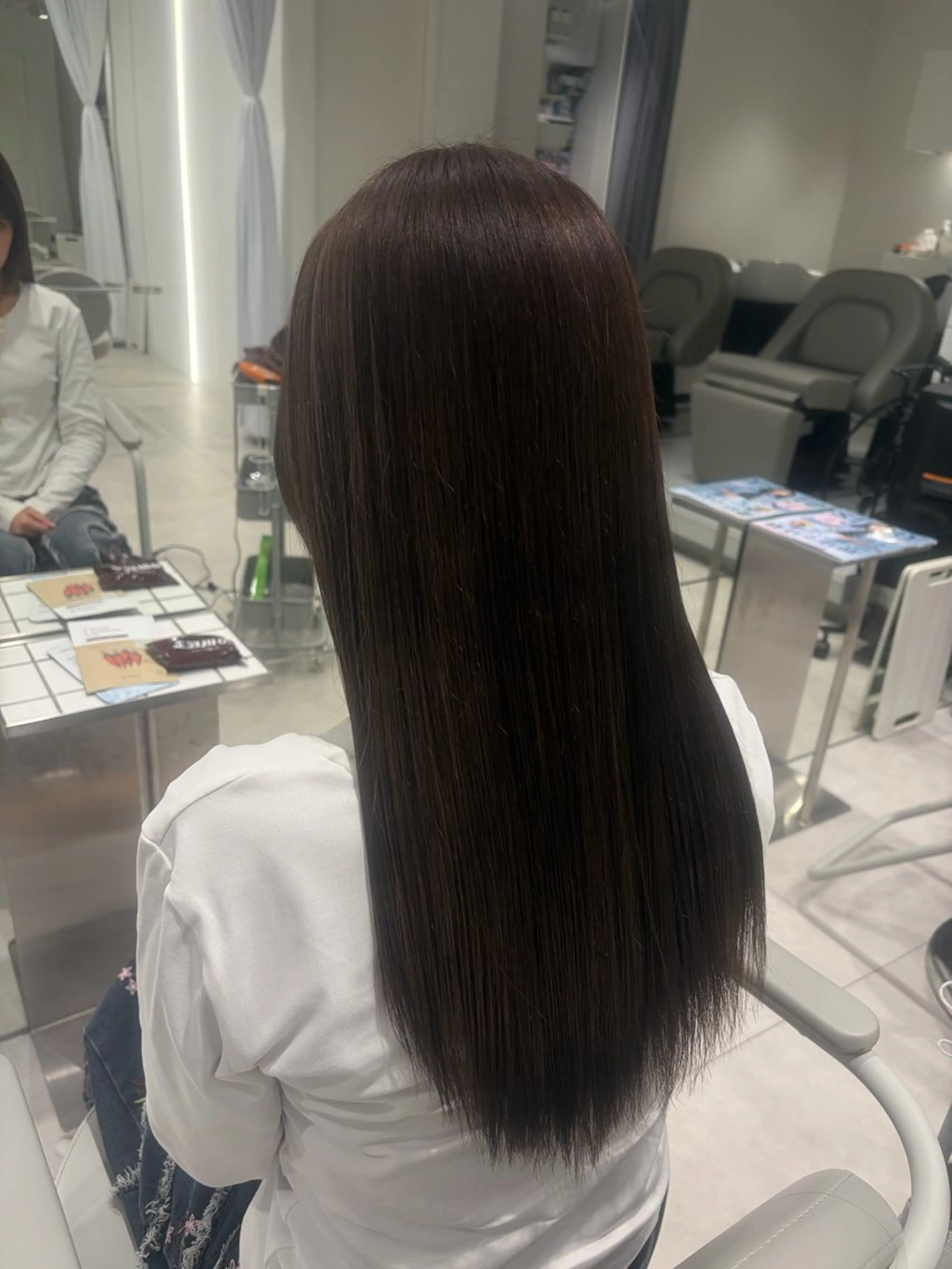 セミロング ヘアカラー HARUHI 銀座 美容師౨ৎ⋆˚のヘアスタイル