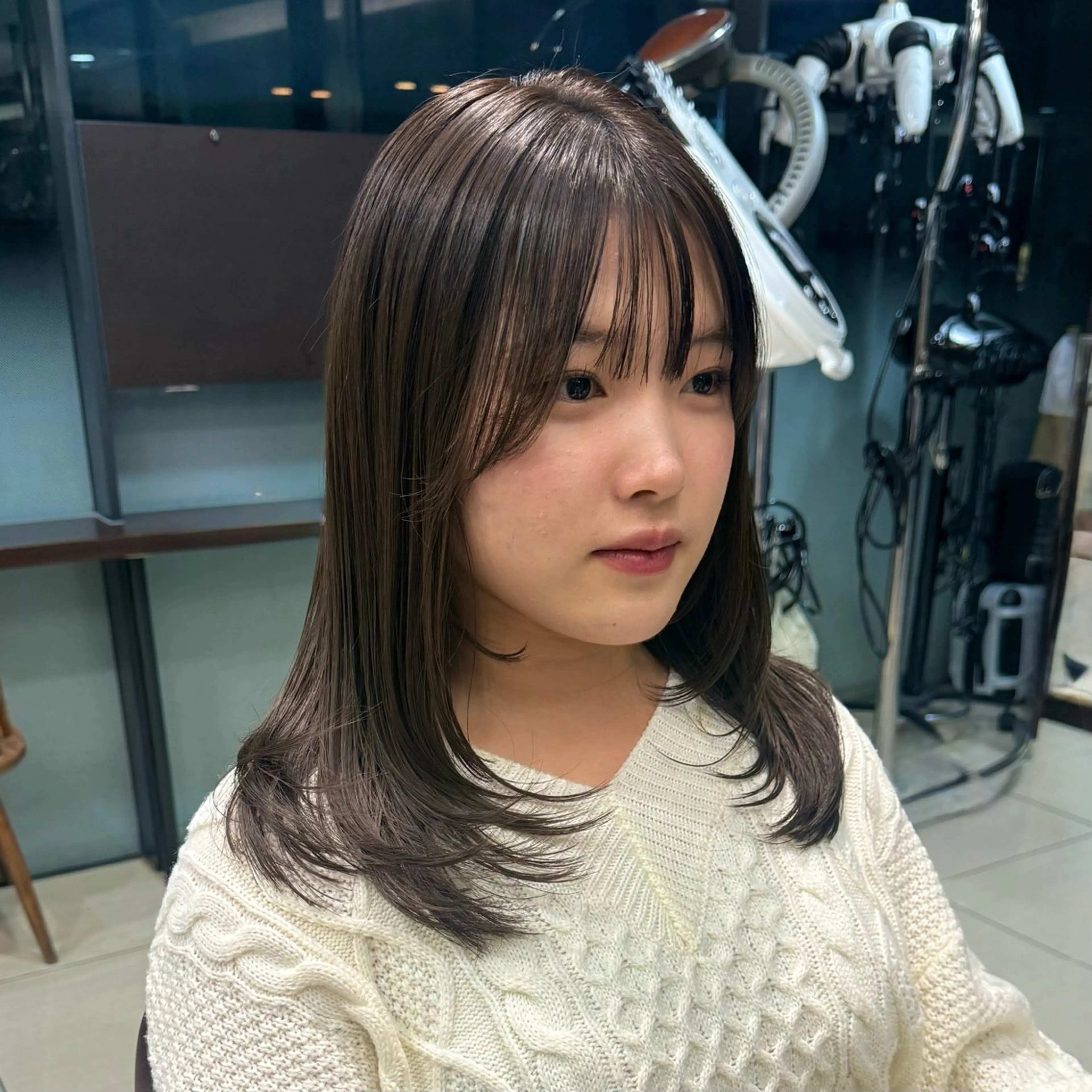 ミディアム パーマ ミディアムパーマ くせ毛 韓国風ヘア レイヤーカット デジタルパーマ パーマ 韓国風パーマ🌿コテ 巻き風パーマ/るいのヘアスタイル