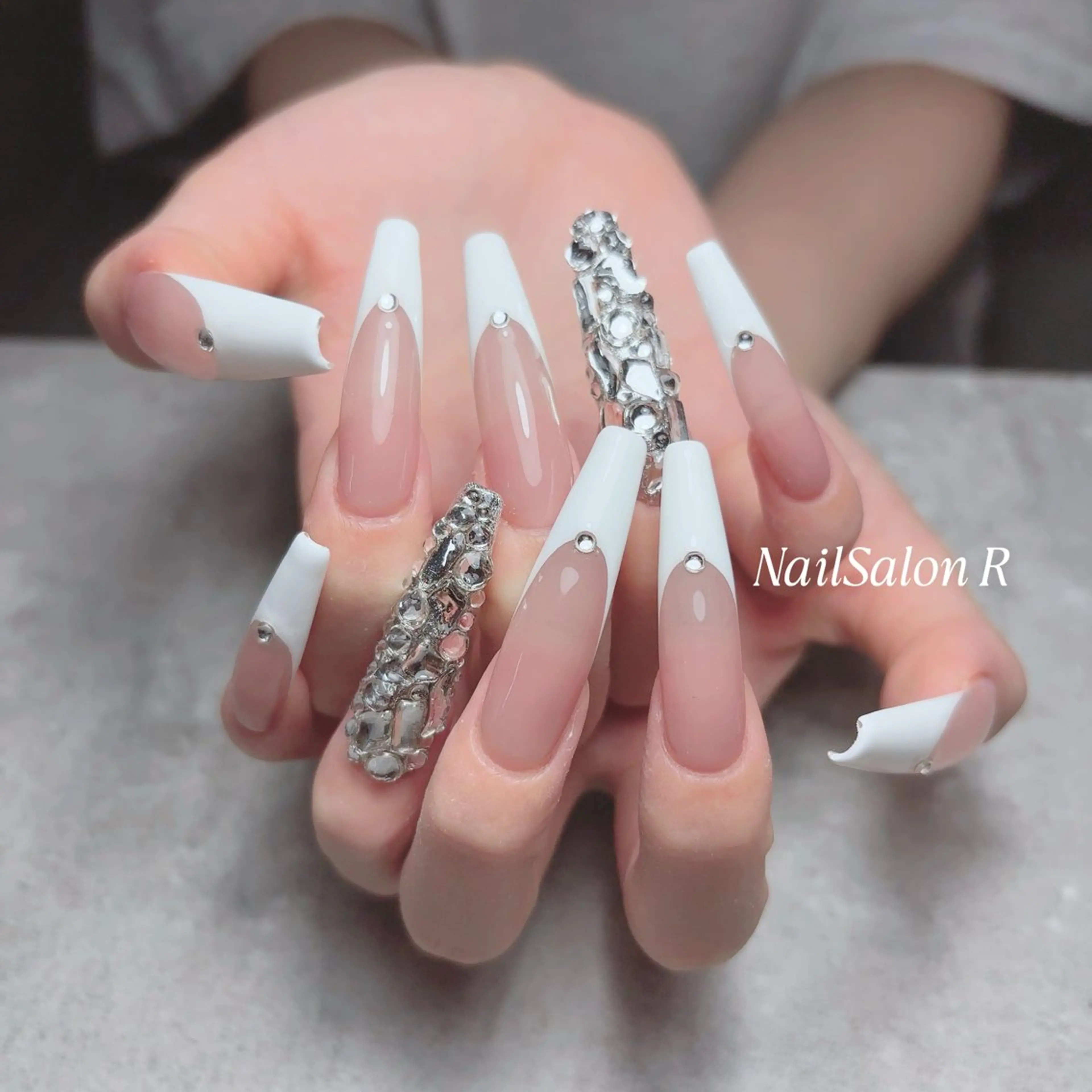 ネイル アートネイル チークネイル 長さ出し フットネイル ジェルネイル ハンドネイル NailSalonR 宮里のネイルデザイン
