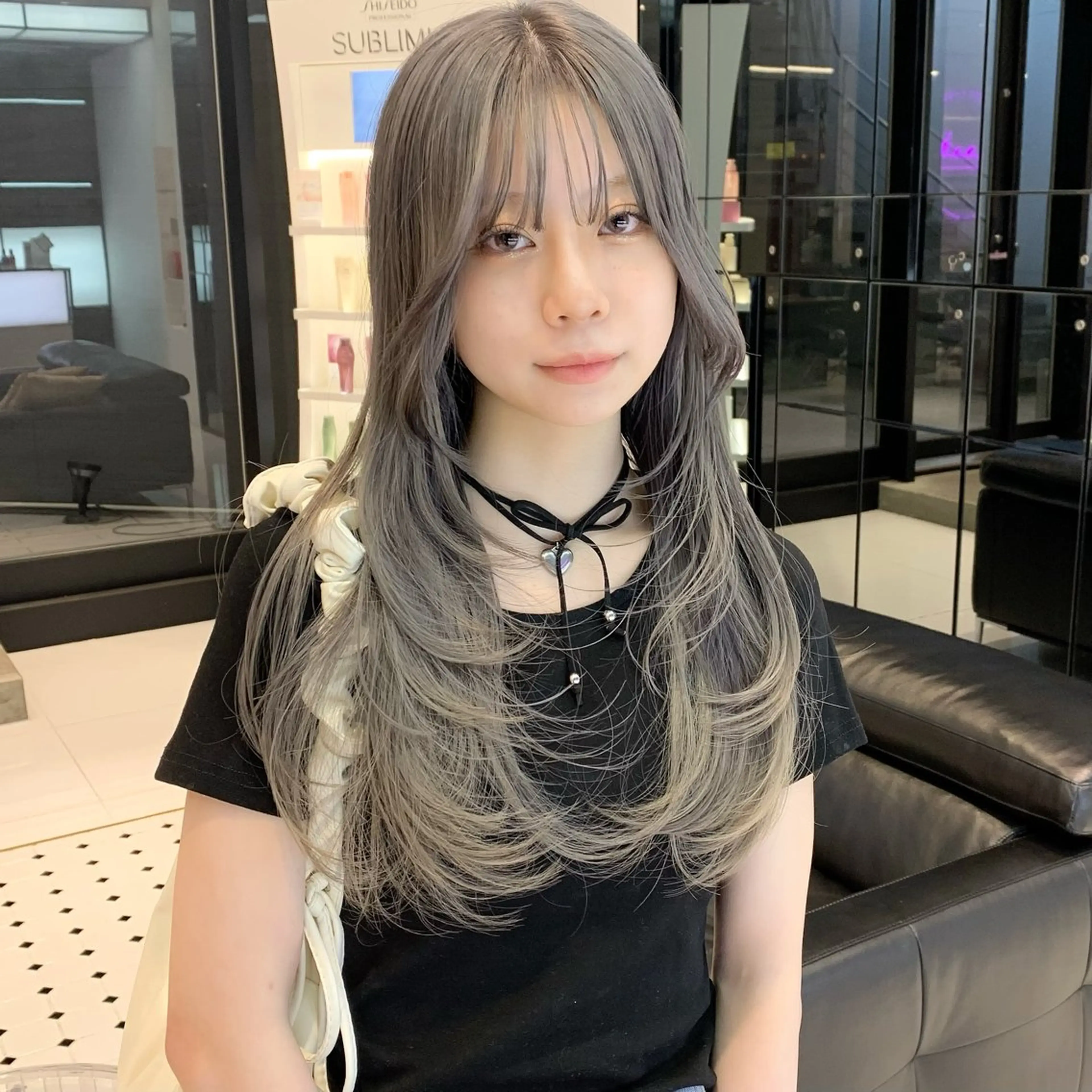 ロング ハッシュカット/ハイ トーン/MANAMIのヘアスタイル