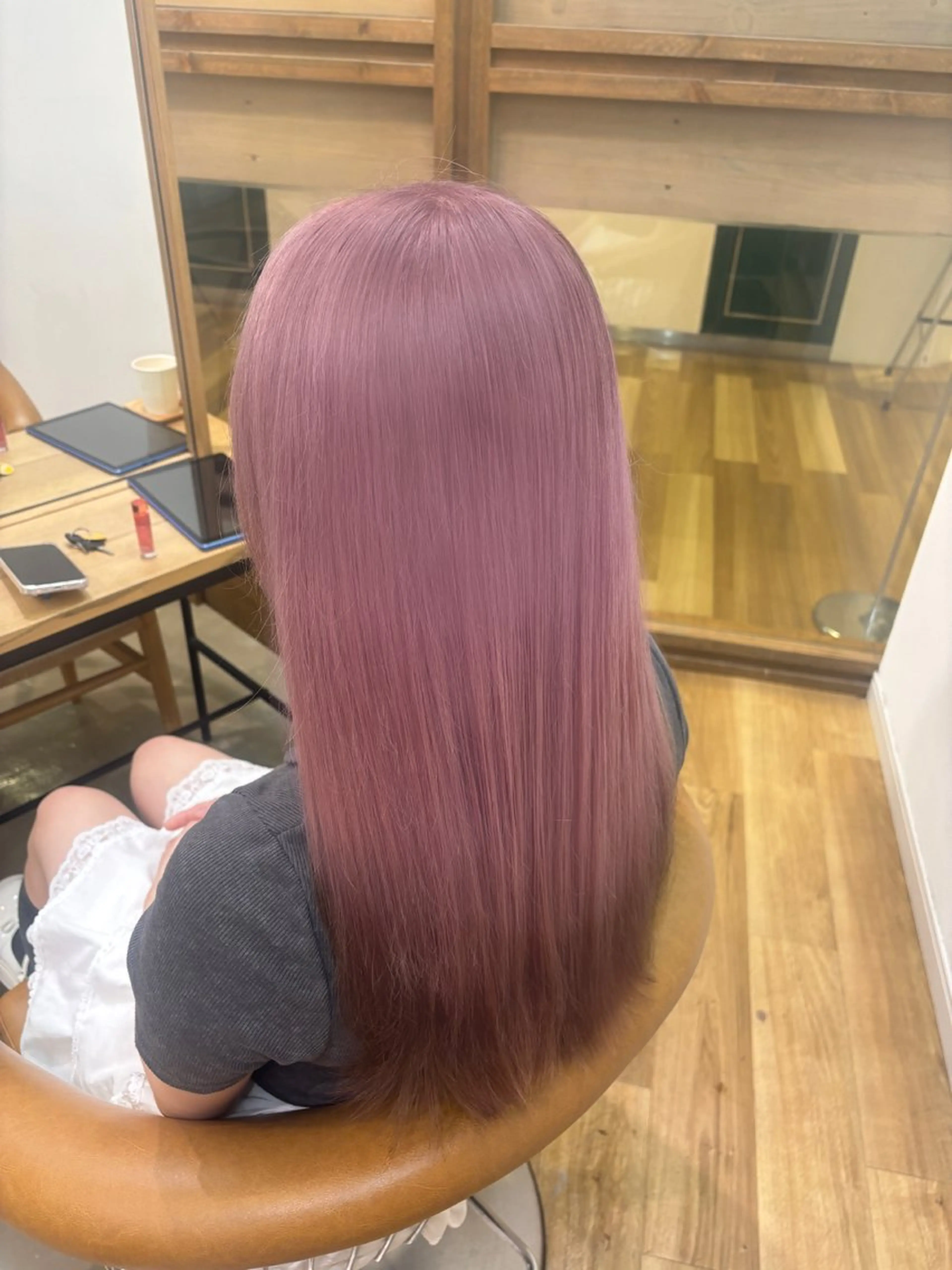 カラー CINQ ゆりんのヘアスタイル