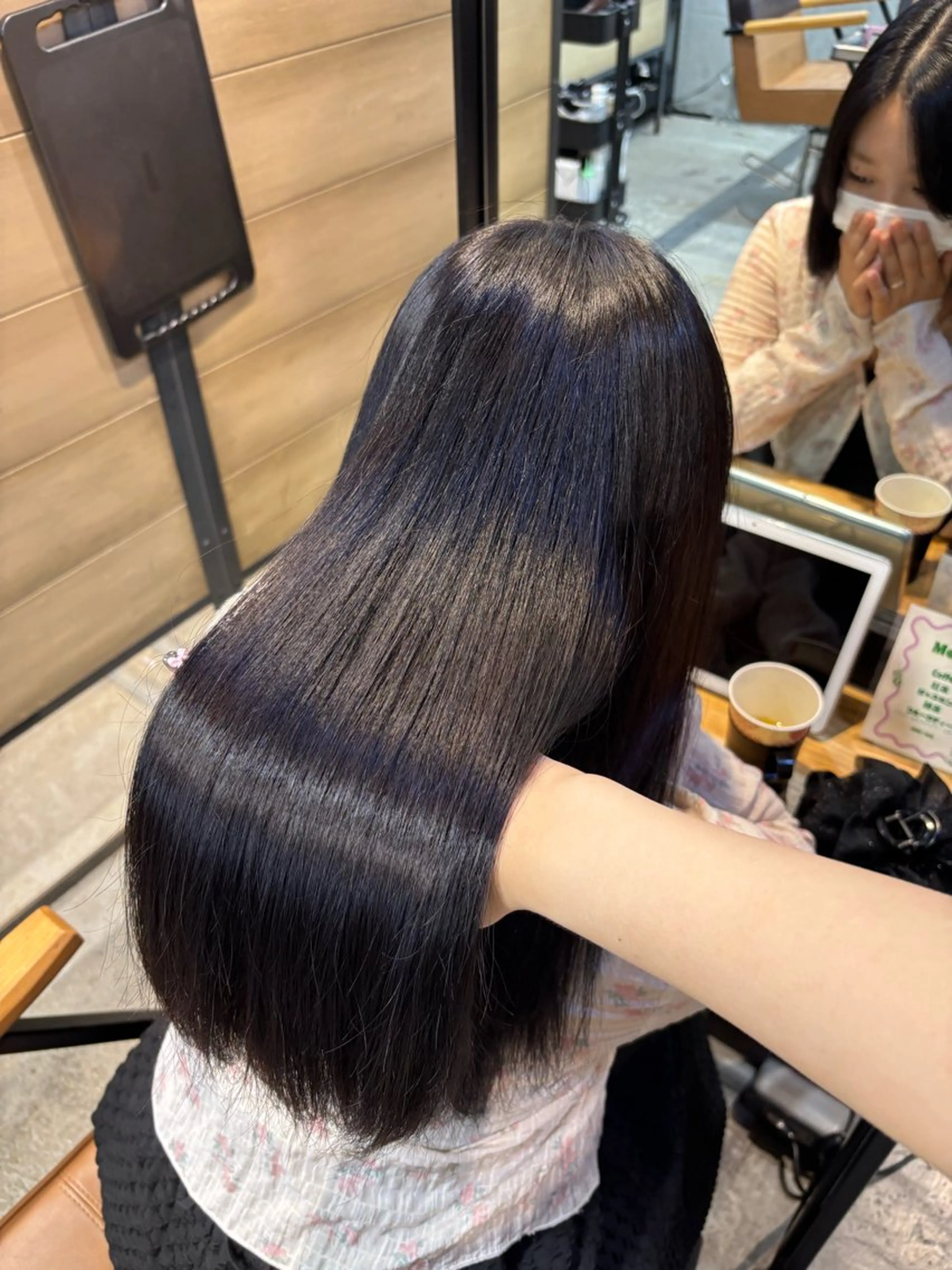 セミロング カラー ヒマワリ🌻/ ワンホン×艶髪特化のヘアスタイル