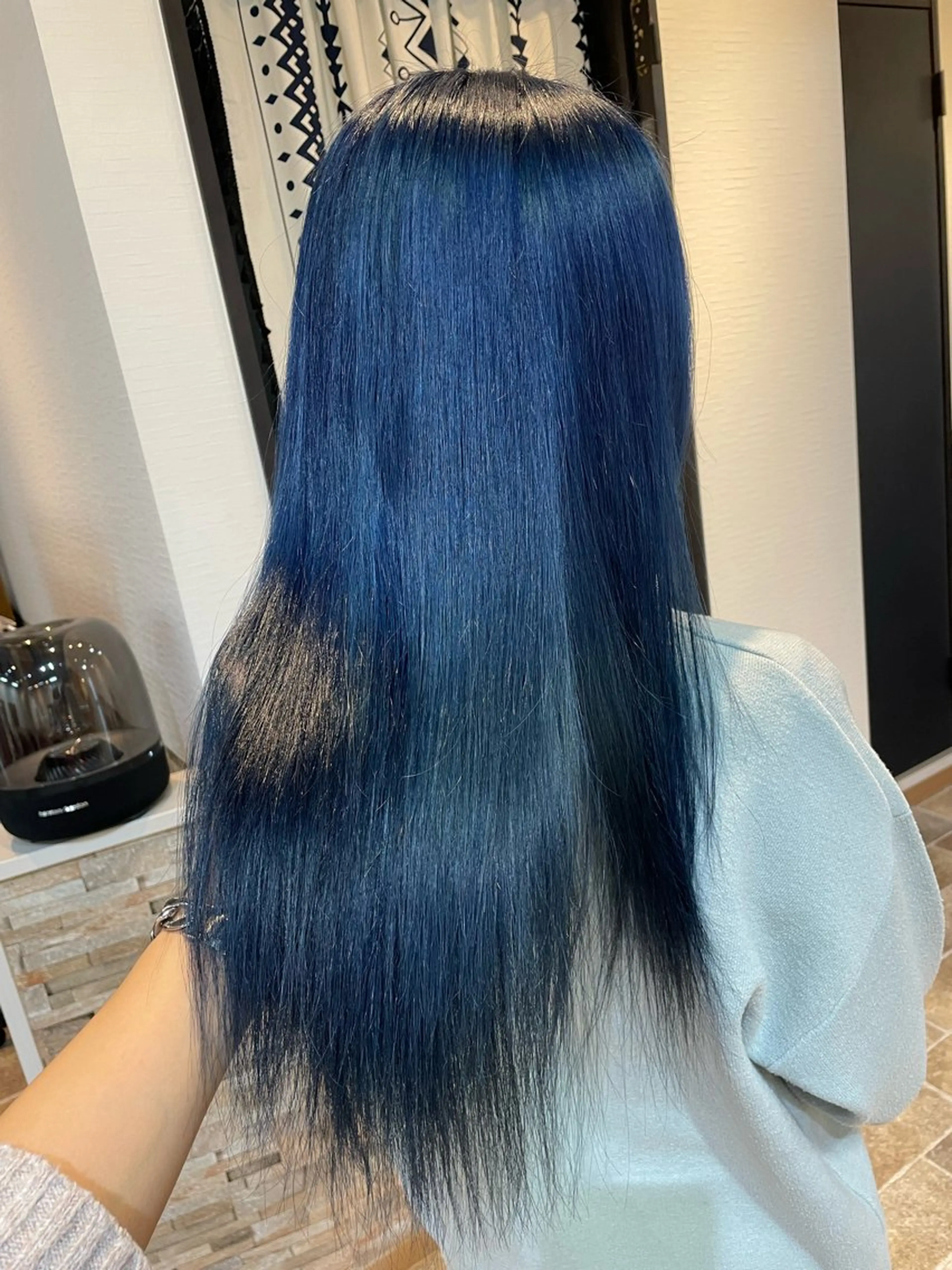 ロング カラー ブルーカラー ネイビーカラー カット ヘアカラー YUI/ ブリーチカラー🌷のヘアスタイル