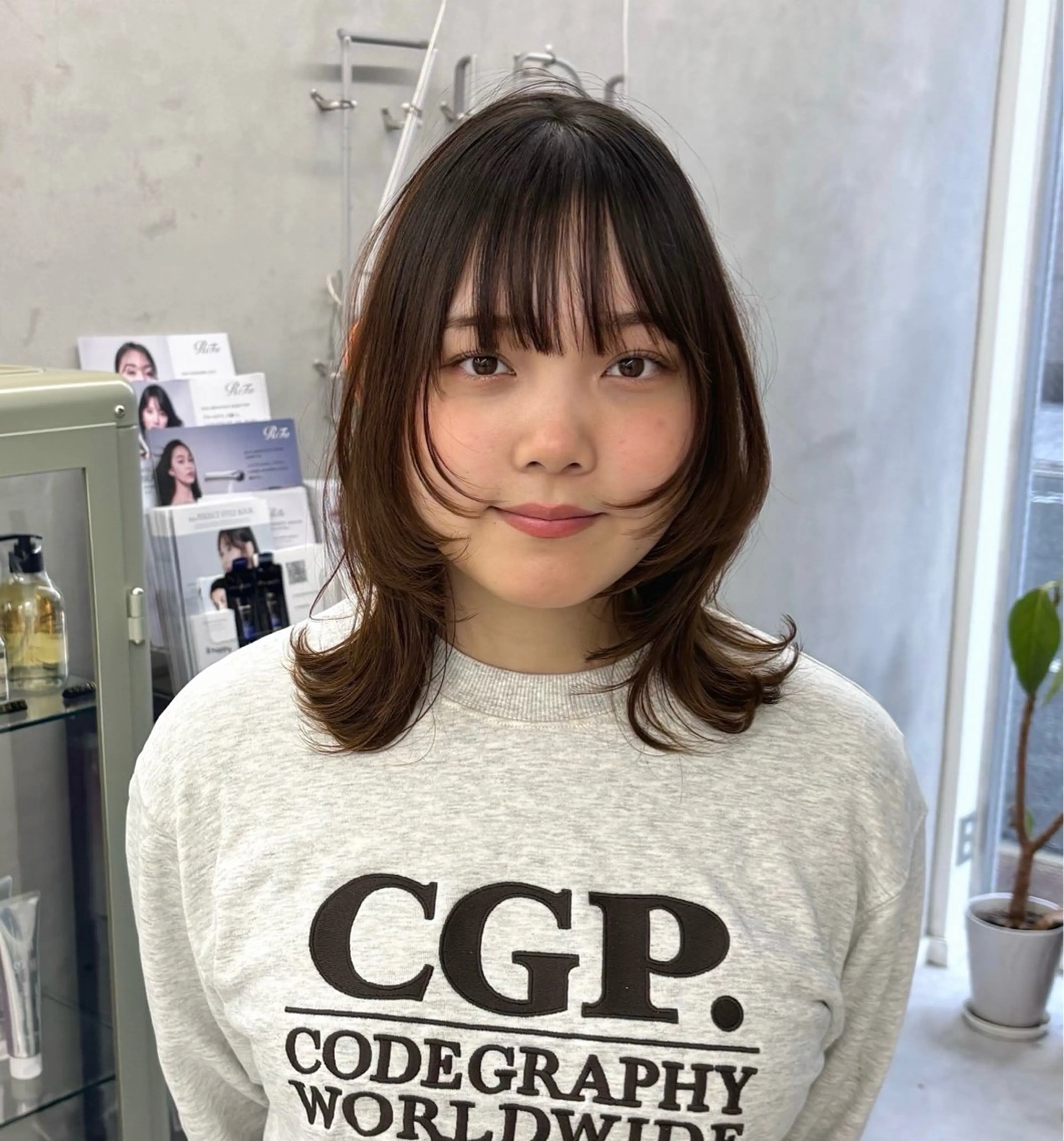 ミディアム 顔周りカット レイヤーカット cope'u 本店所属・【梅田】ハッシュ /デザインカラーのヘアスタイル
