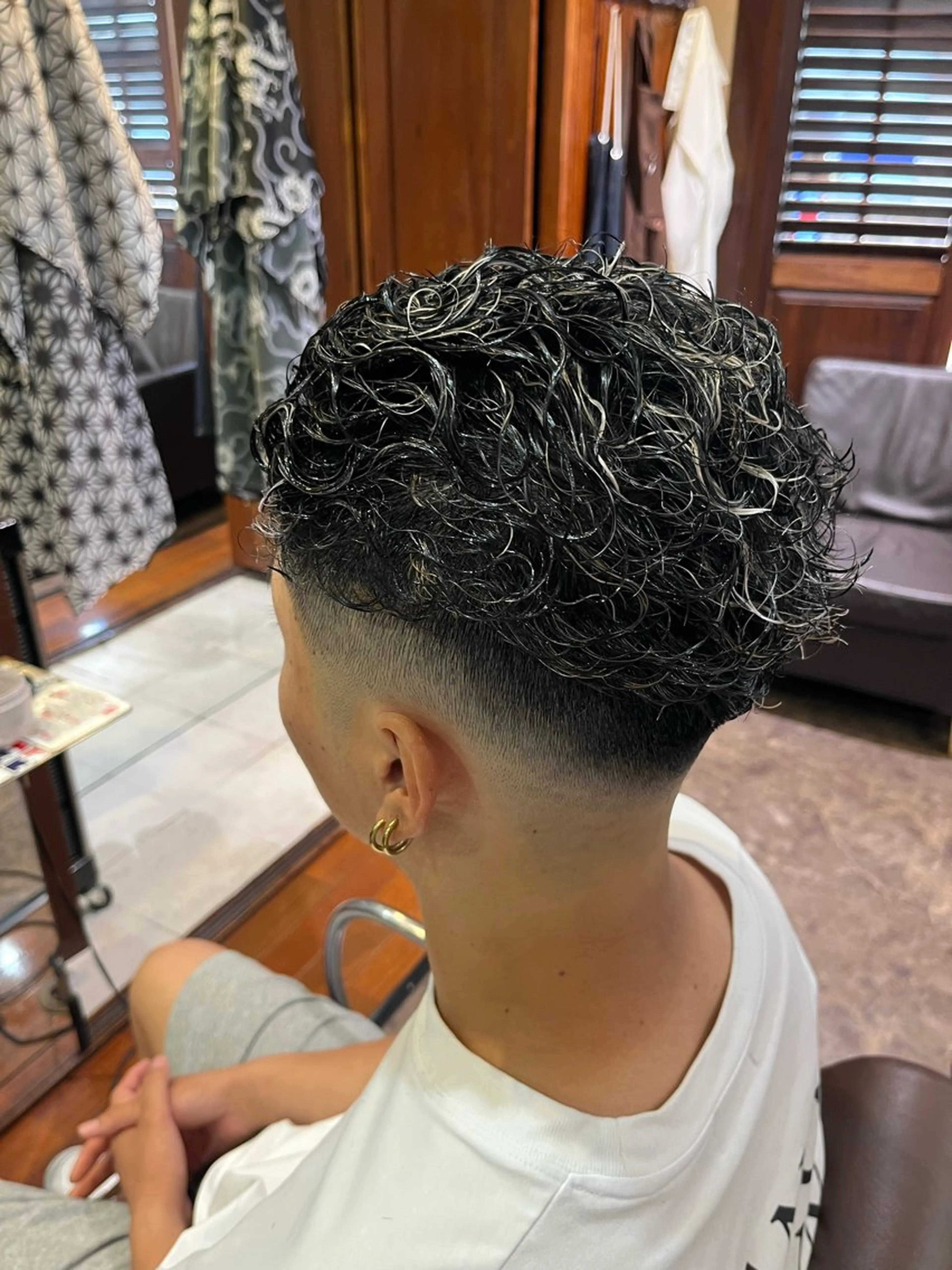 メンズ メンズメッシュ メンズパーマ カット ヘアカラー パーマ メンズサロンLGC 店長YUSUKEのヘアスタイル