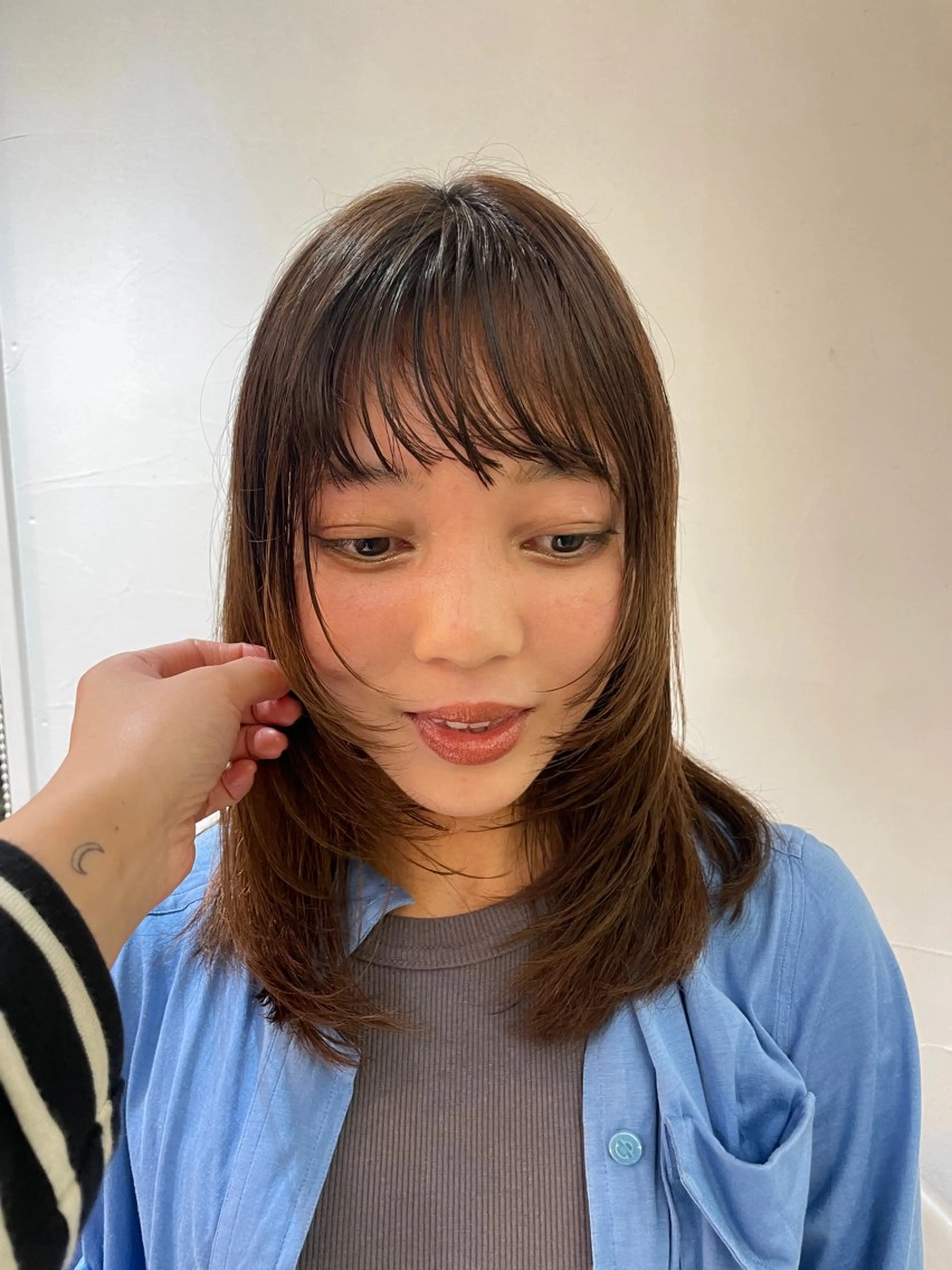 ミディアム レイヤーカット ♥️ブリーチなしW/ カラー/優希/大宮のヘアスタイル
