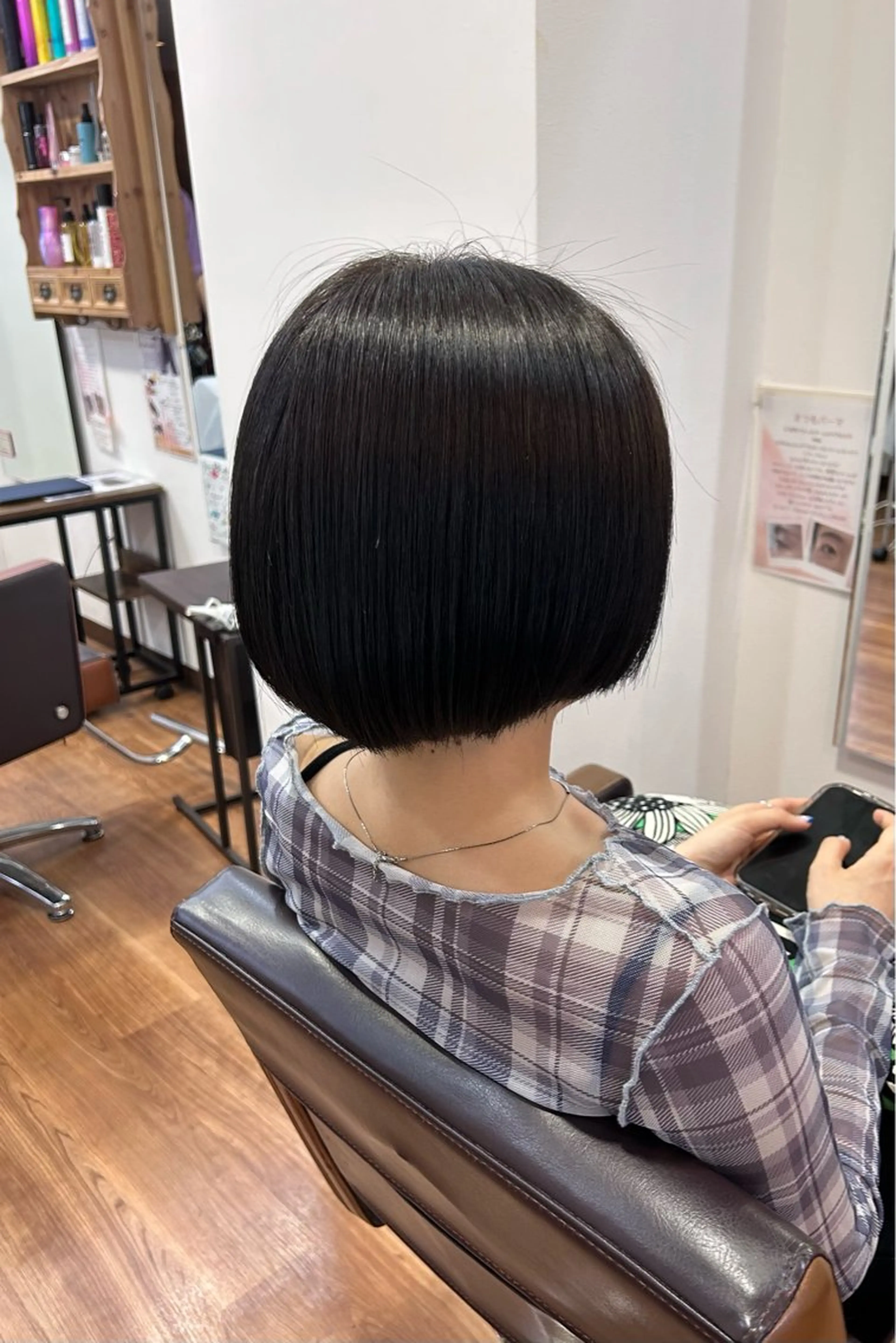 ショート カラー 原田 歩実のヘアスタイル