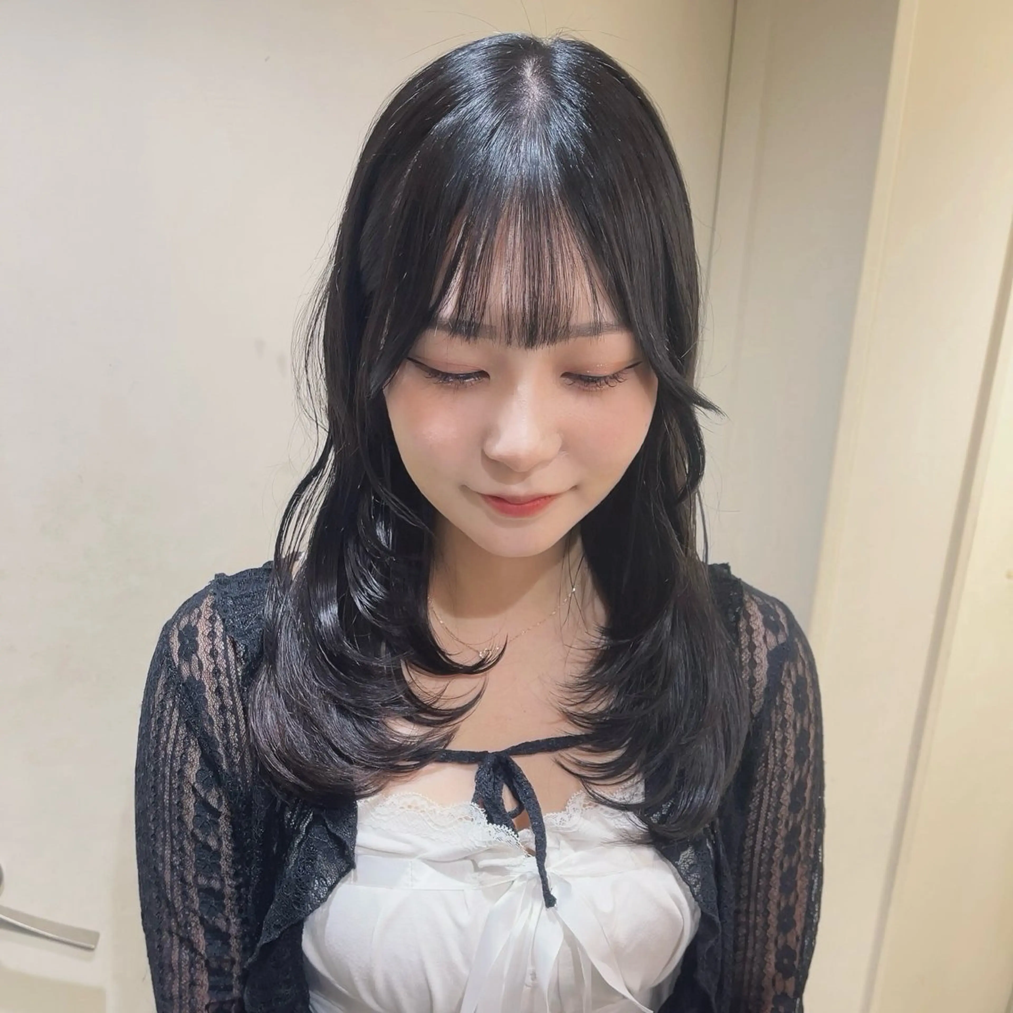 セミロング 髪質改善 レイヤーカット 韓国ヘア/ 髪質改善特化谷名勇輝のヘアスタイル