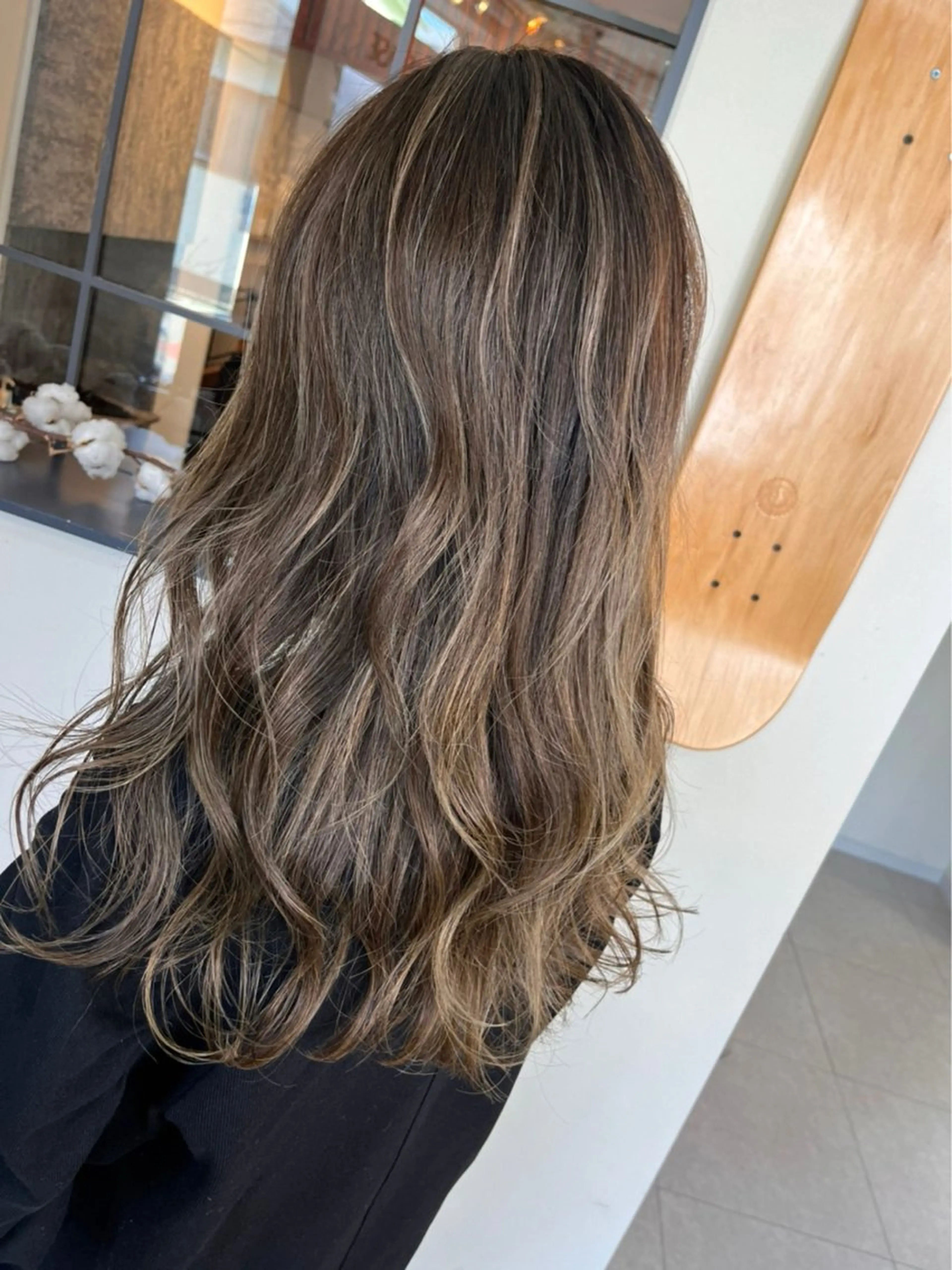 カラー ヘアカラー トリートメント 🫧小峰 夕依のヘアスタイル