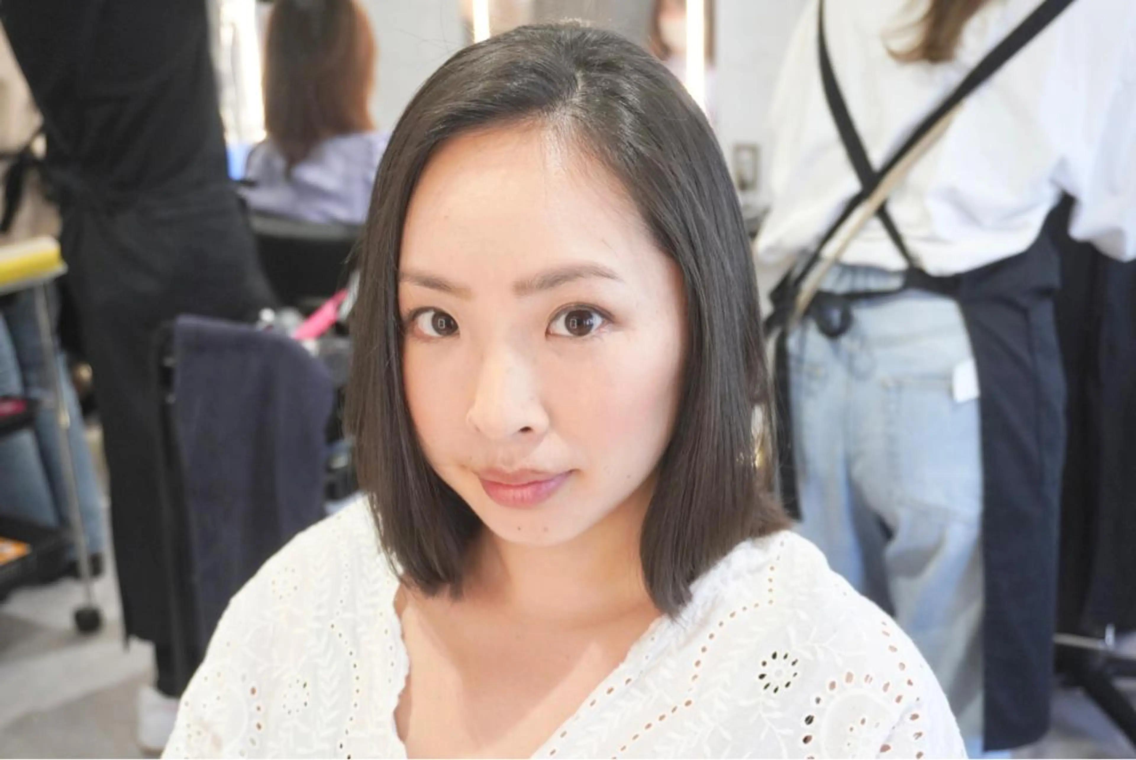 セミロング ミヤザキ ユタカのヘアスタイル