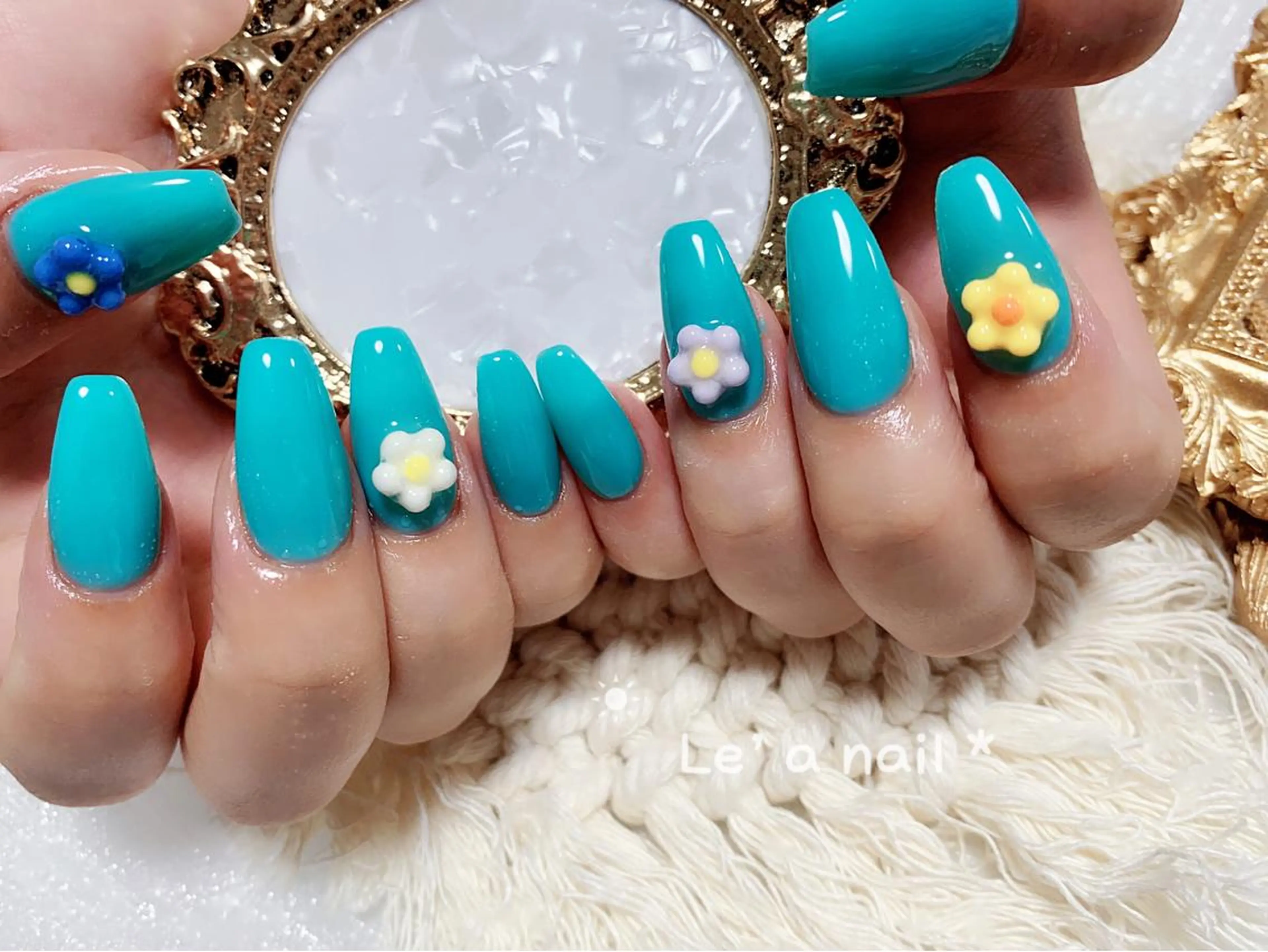 ショート カラー ネイル Le’a NailSalonのネイルデザイン