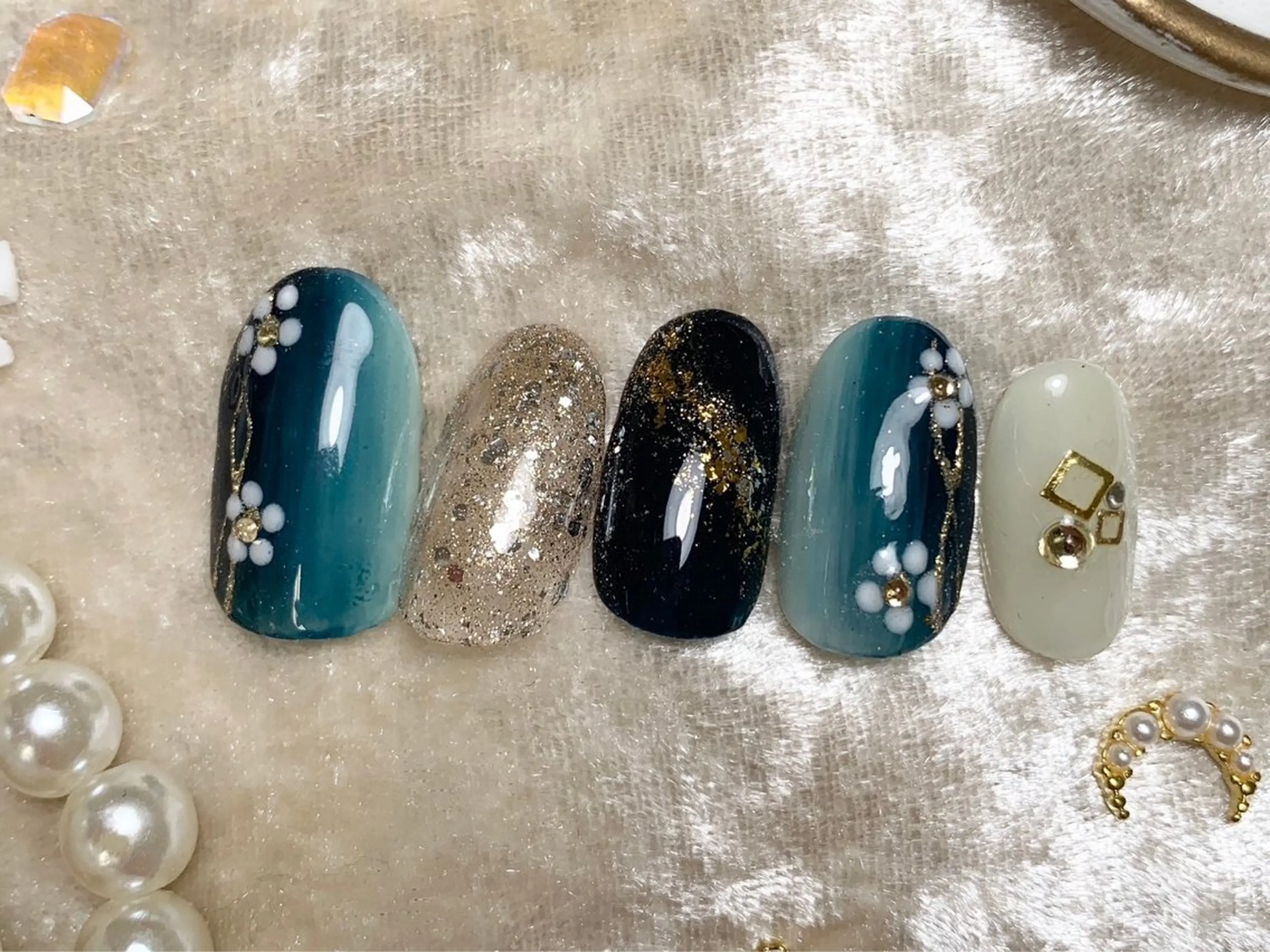 ネイル ハンドネイル プティリボン 武蔵小金井店のネイルデザイン