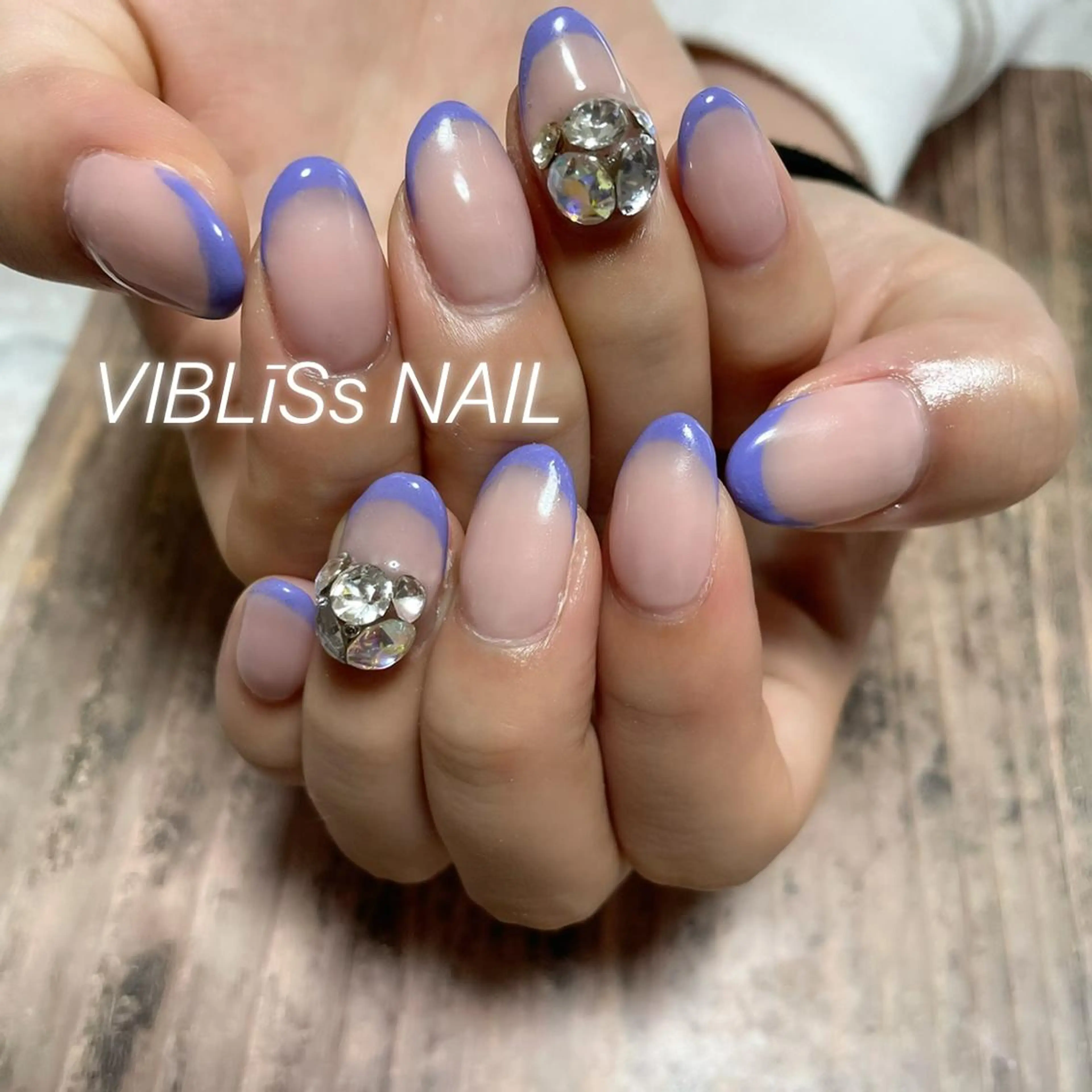 ネイル VIBLīSs nailのネイルデザイン