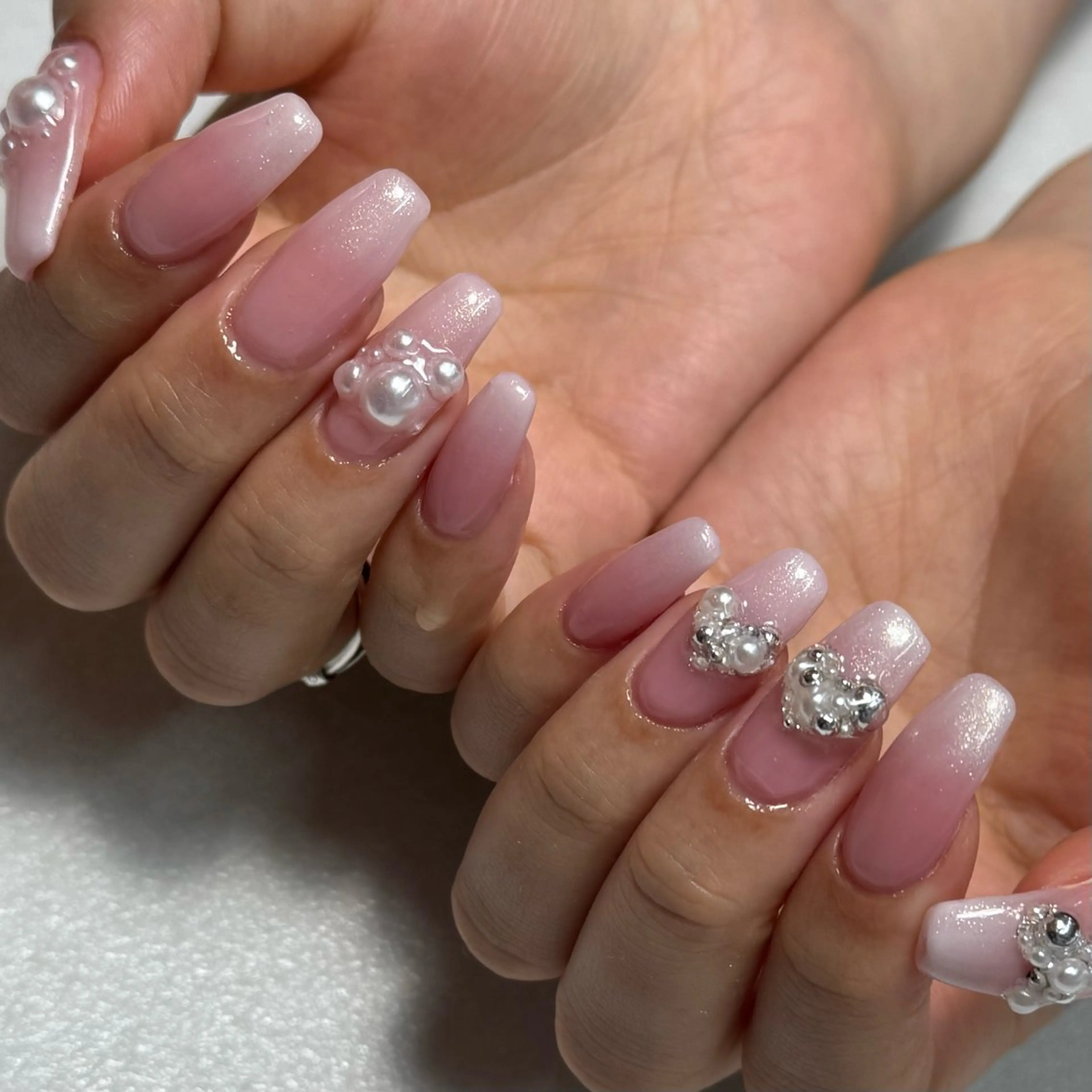 ネイル ハンドネイル 🐈‍⬛ Minamiのネイルデザイン