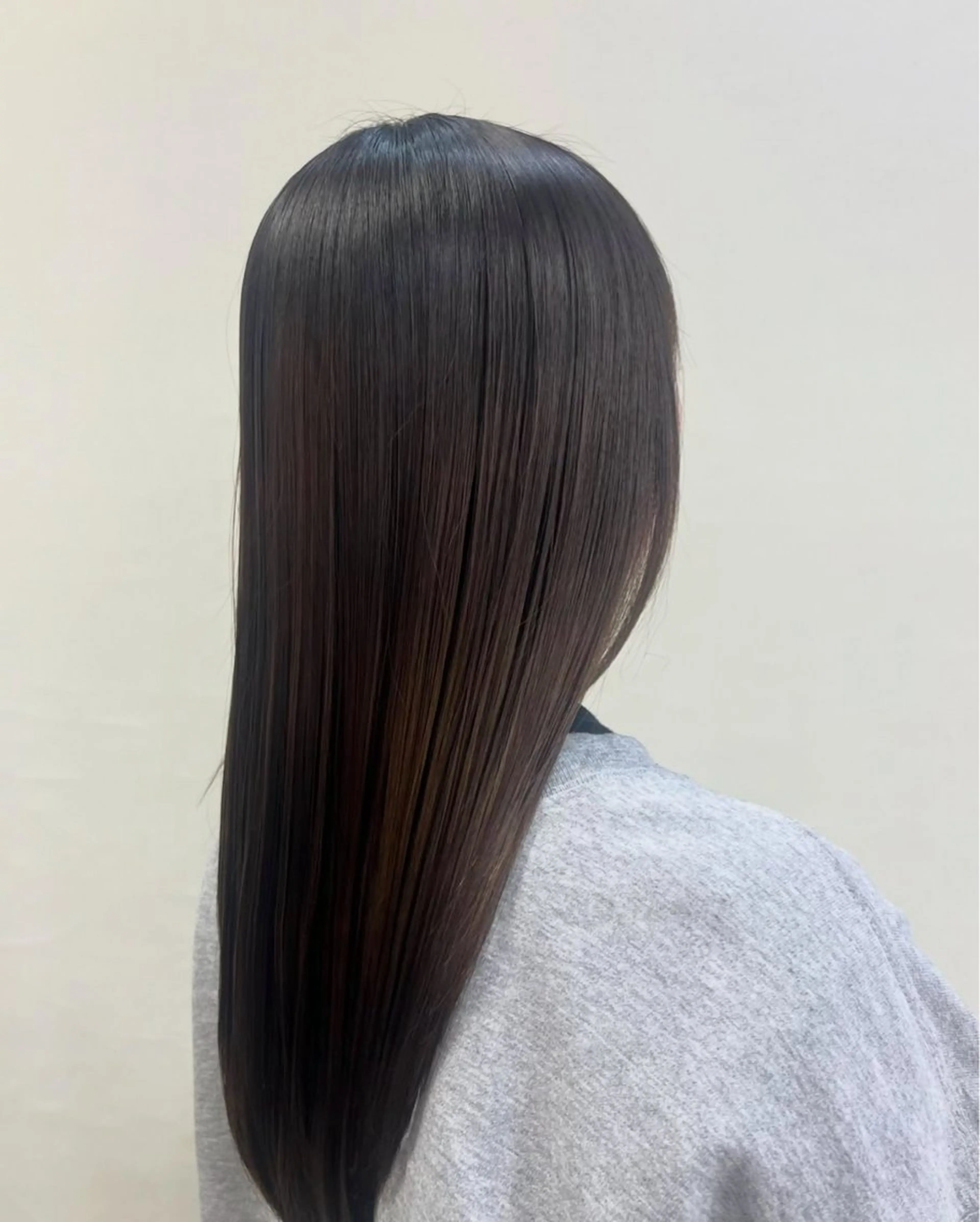 ロング オオエ トア／カットモデルのヘアスタイル