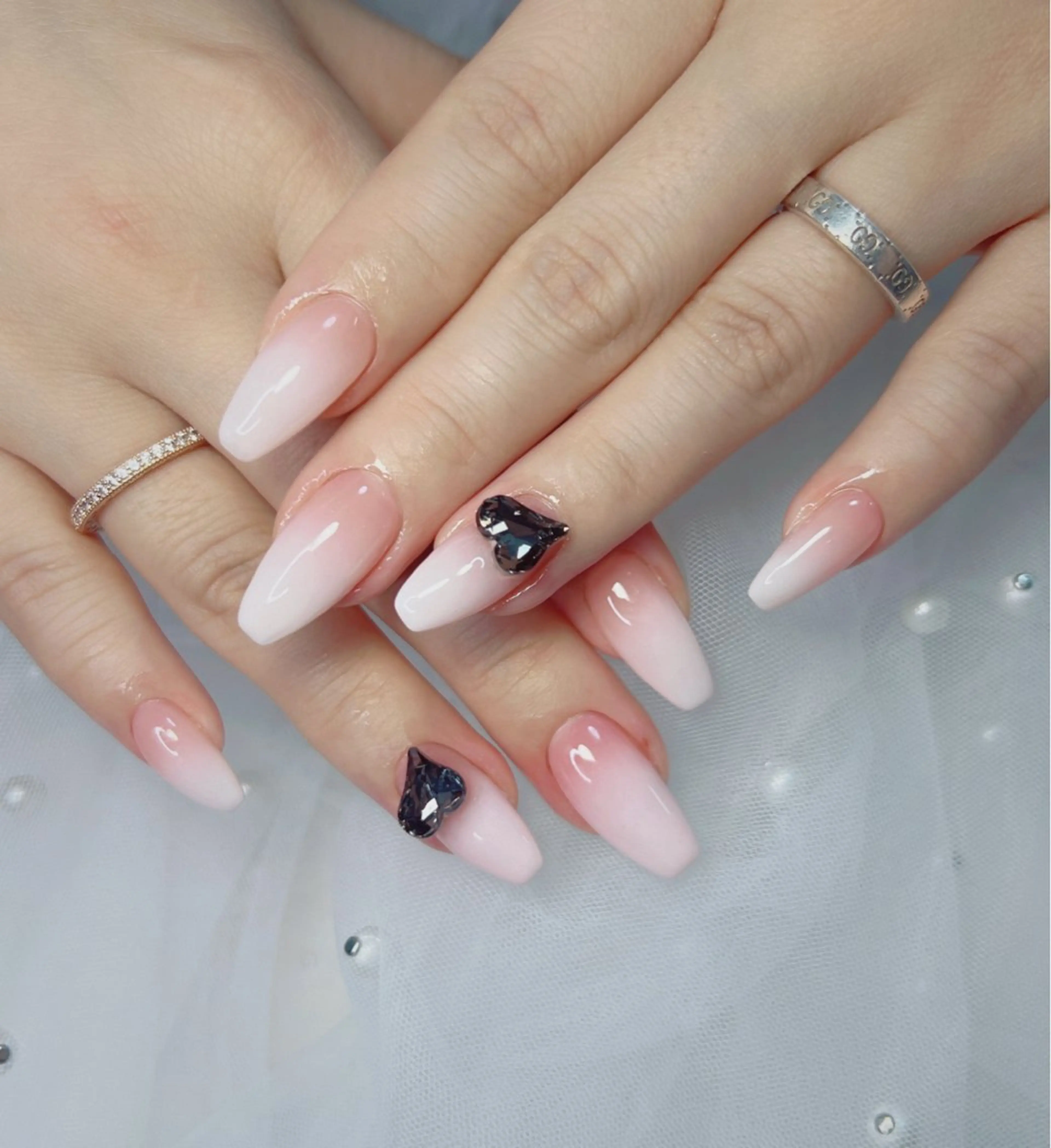 ネイル オーロラネイル 長さ出し フットネイル 韓国ネイル ラメ(グリッター) 👍thumbs up nail👍のネイルデザイン