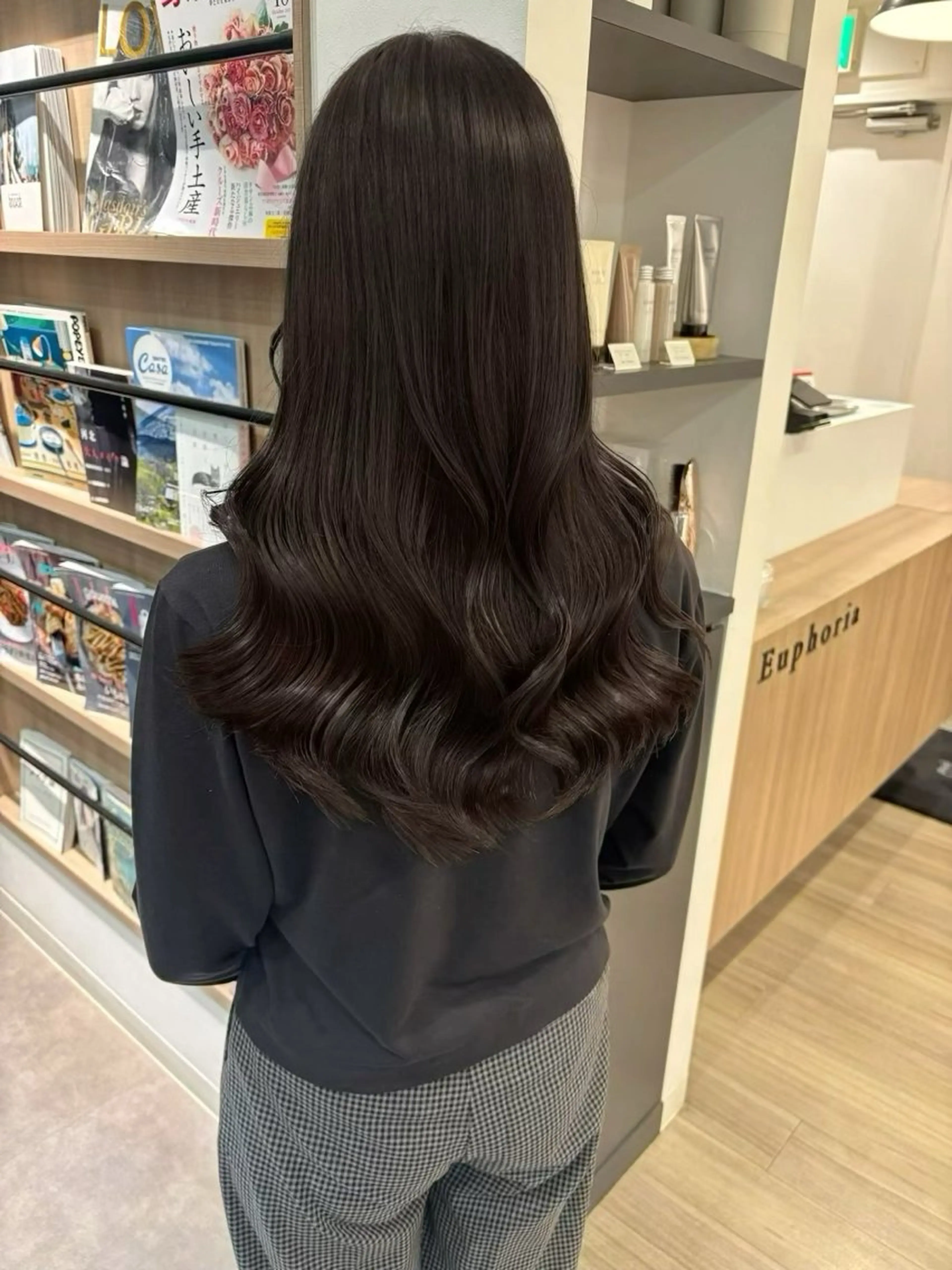 セミロング 髪質改善 カット ヘアカラー トリートメント モテ髪‎🫧赤み消し カラー表参道きょうこのヘアスタイル