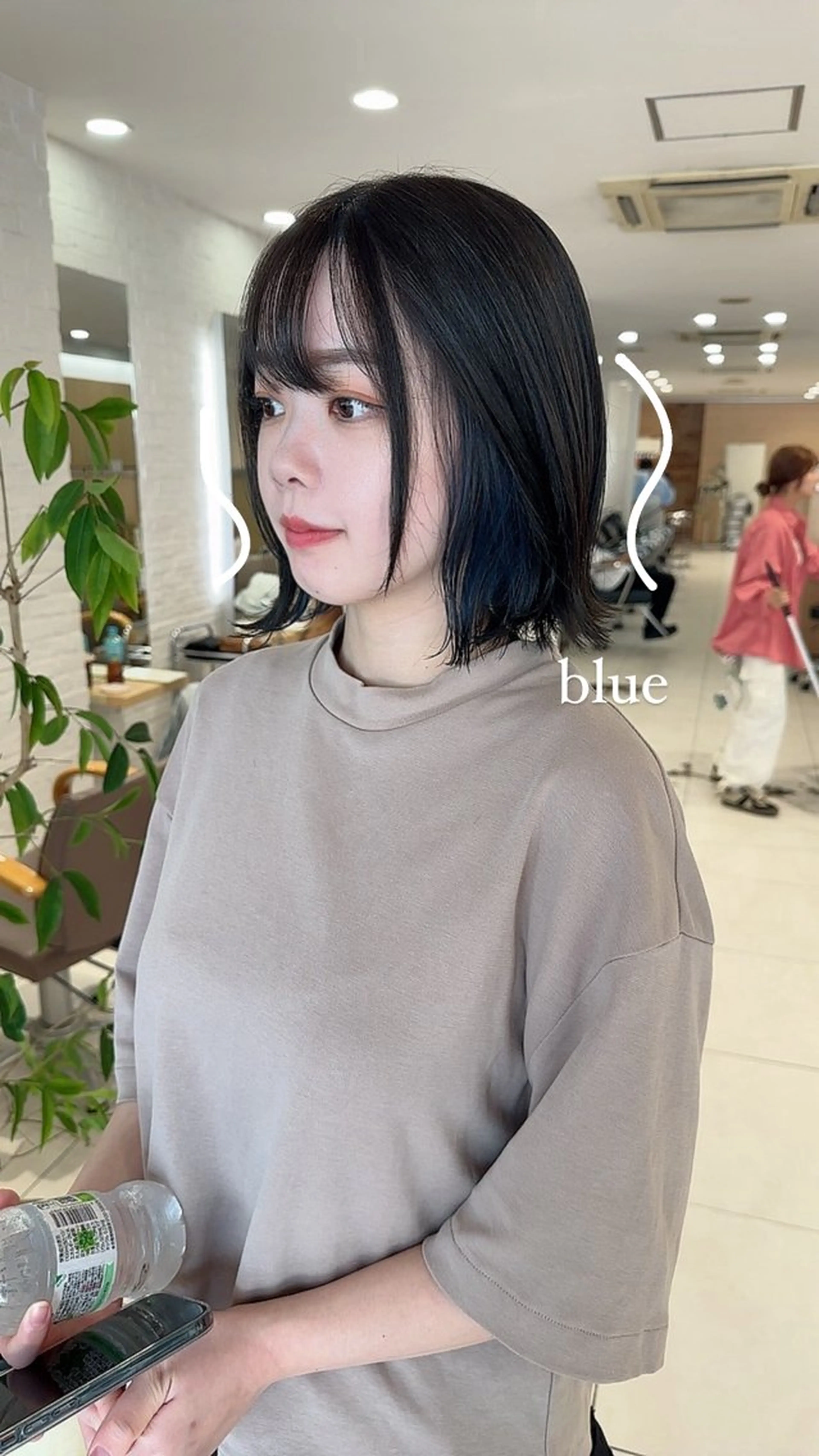 ショート カラー 黒髪 ブルーカラー ブルーブラック インナーカラー ボブ ヘアカラー 山下恋佳/矢場町/ ブリーチ/ショートのヘアスタイル