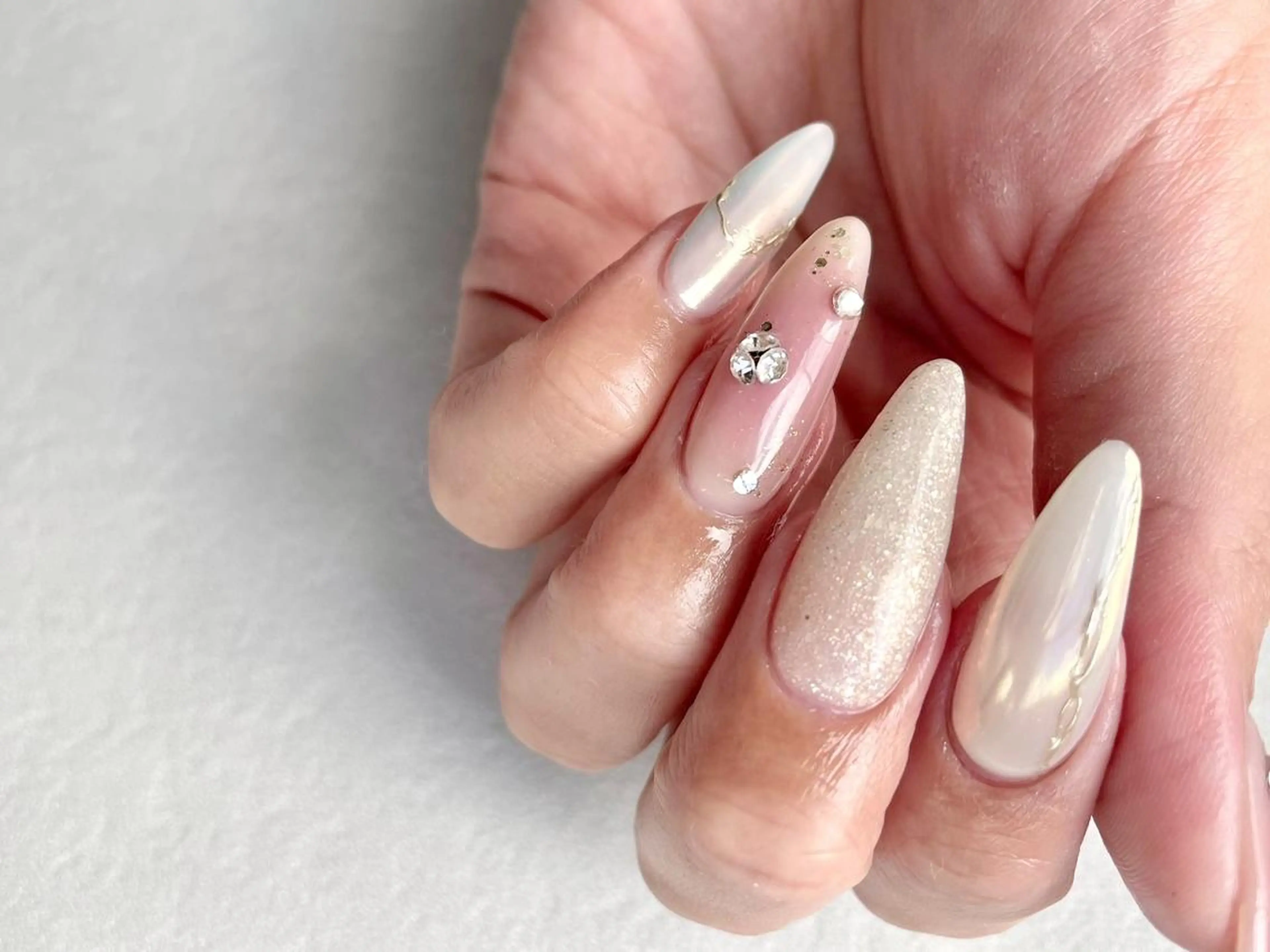 ネイル Miimo💅🏻 ほのか ·͜·♡のネイルデザイン