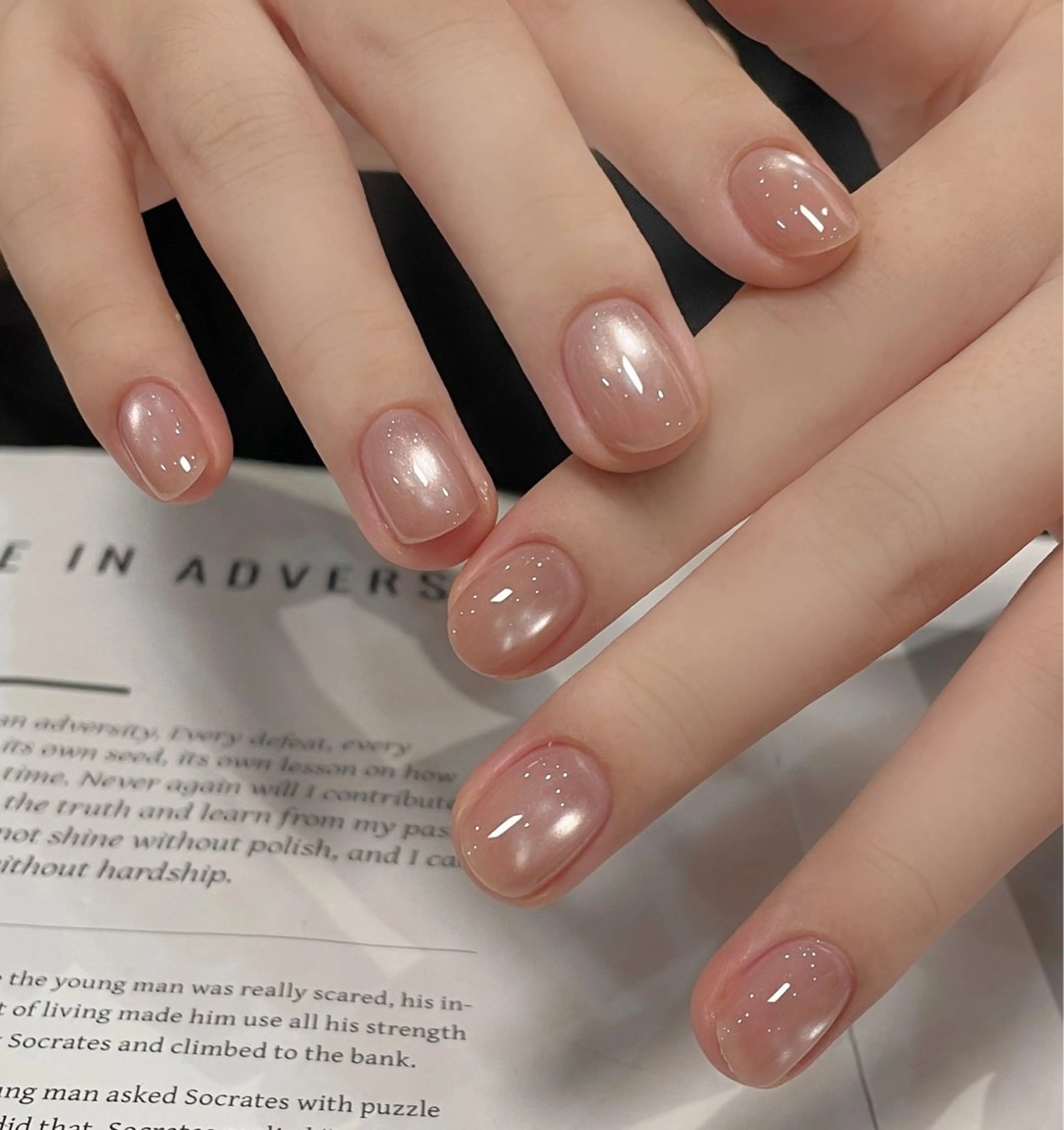 SNSで大人気のビー玉ネイル|マグネットワンカラーネイル4990の写真