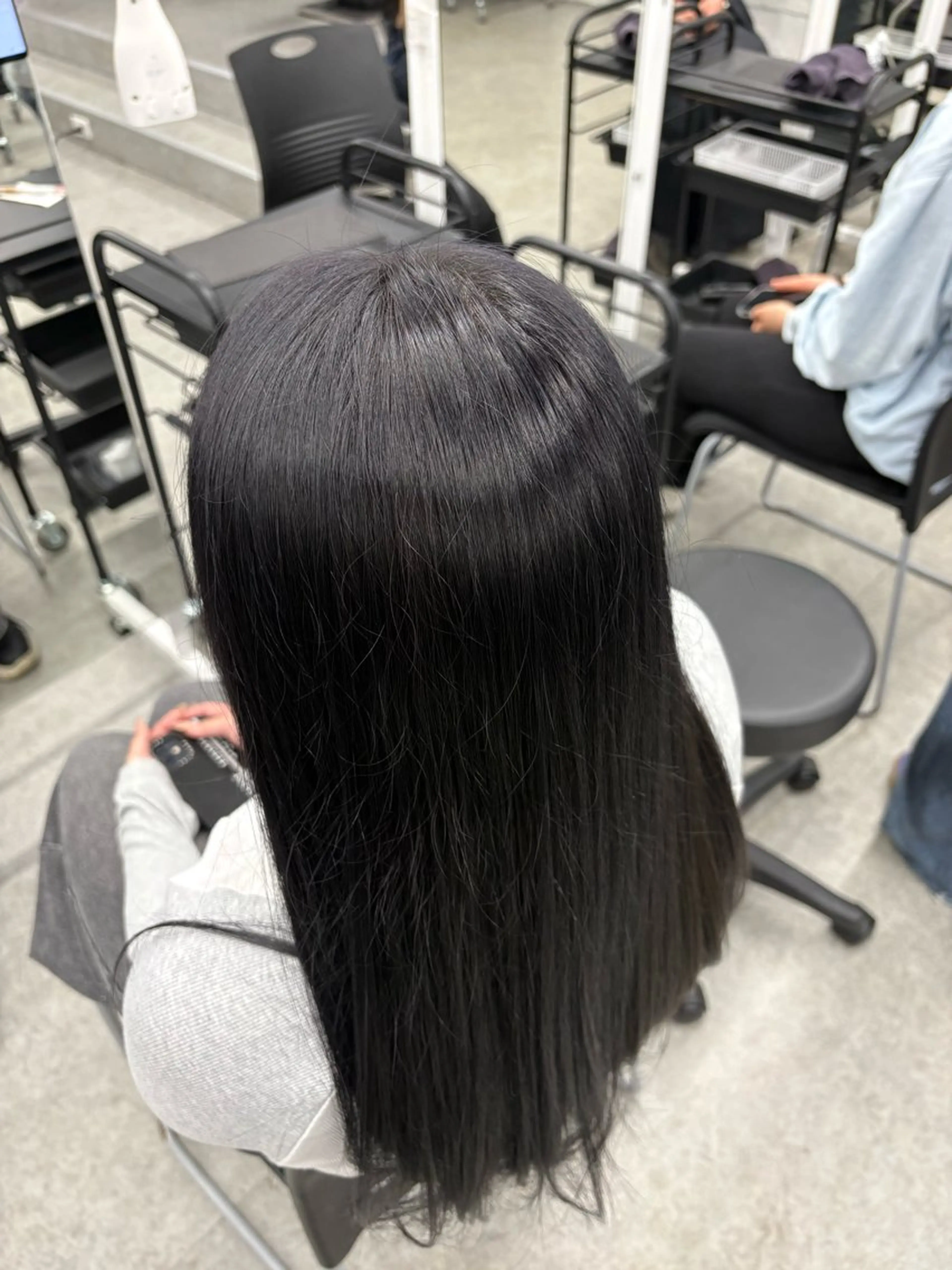 カラー 透明感カラー🫧 EMAのヘアスタイル
