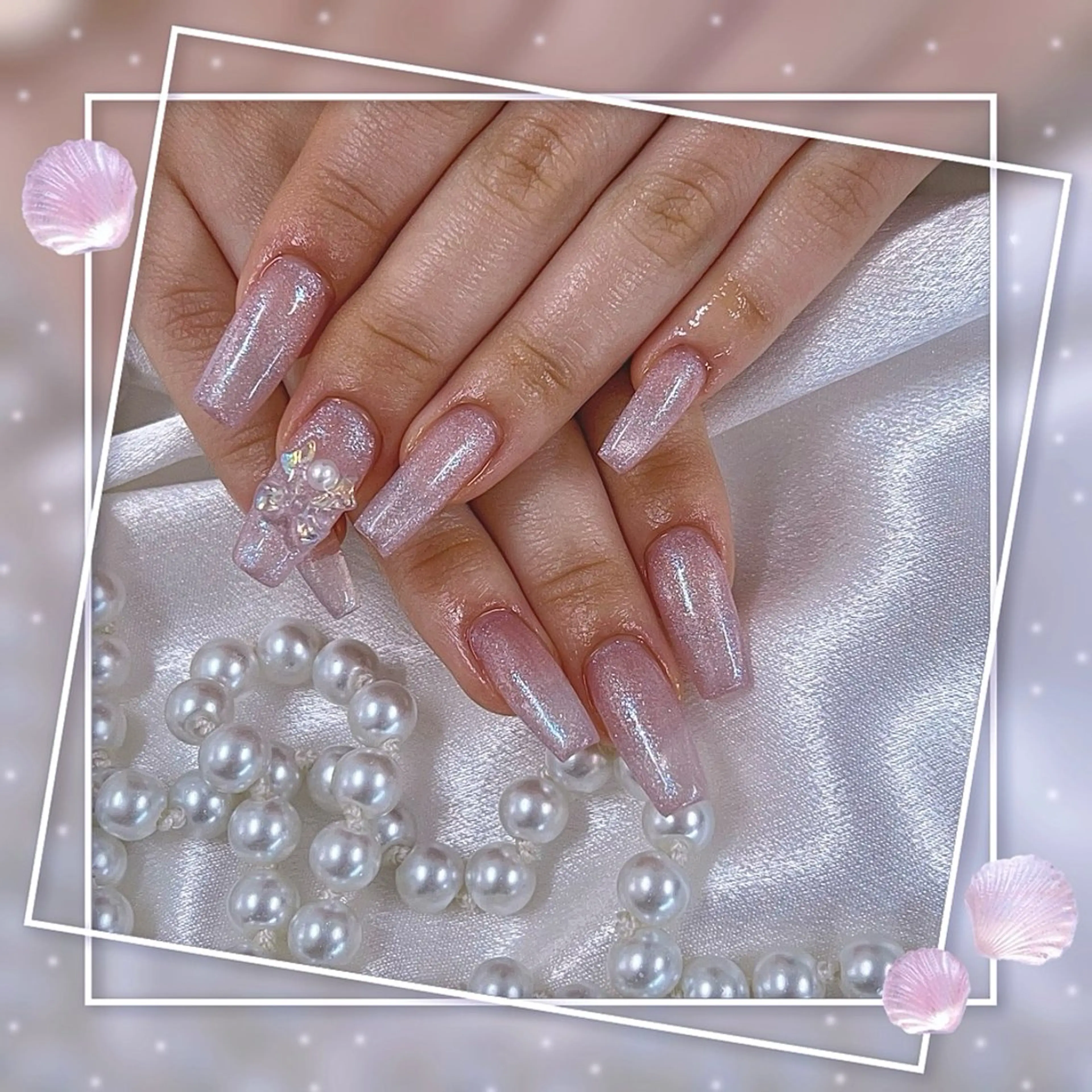 ネイル フレンチネイル グラデーション キラキラネイル 韓国ネイル マグネットネイル ハンドネイル Chill Nailsalonのネイルデザイン