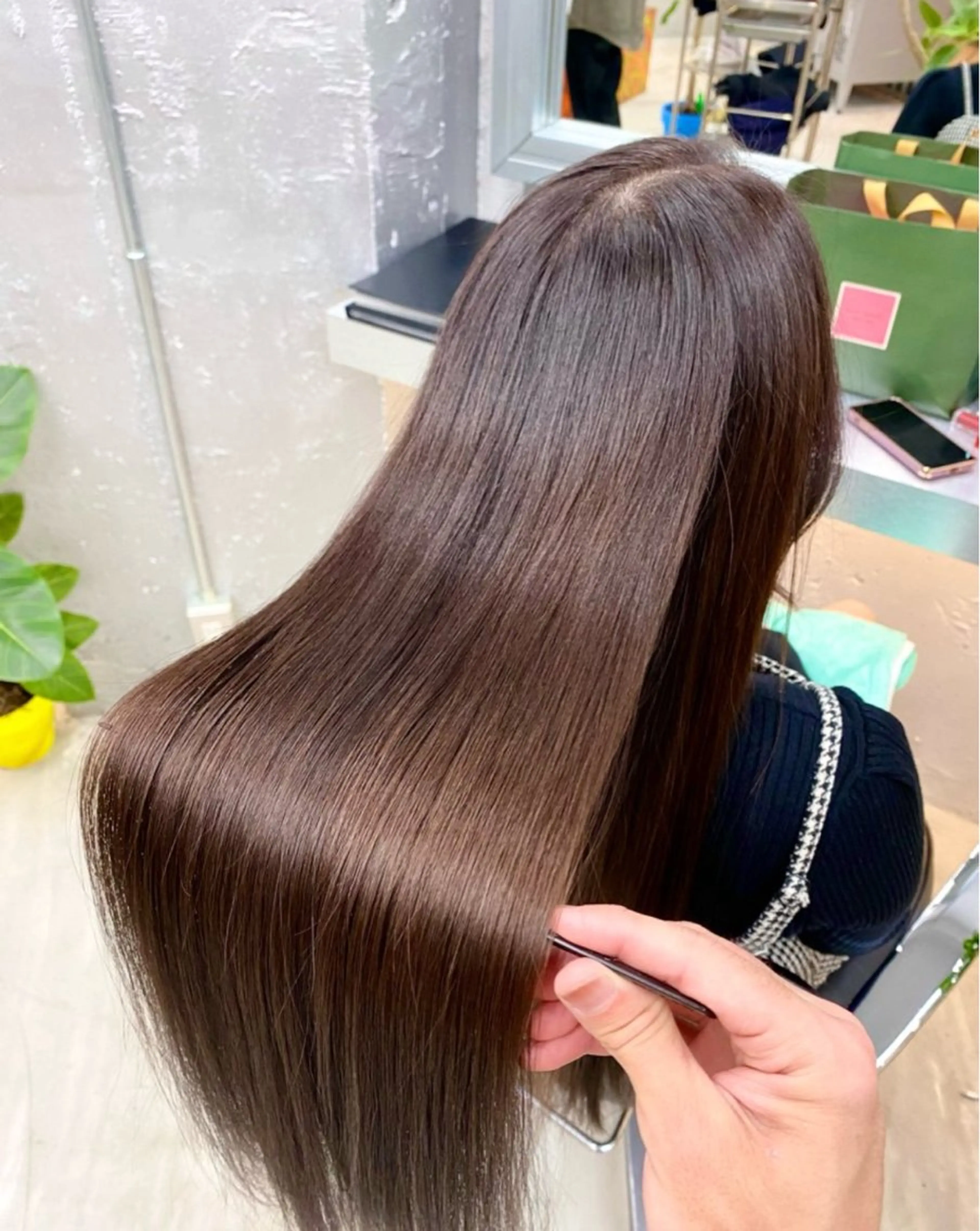 ロング パーマ 伸ばしかけ 縮毛矯正 酸性ストレート ストレートパーマ 縮毛矯正 艶髪と透明感を ‼️/若林のヘアスタイル