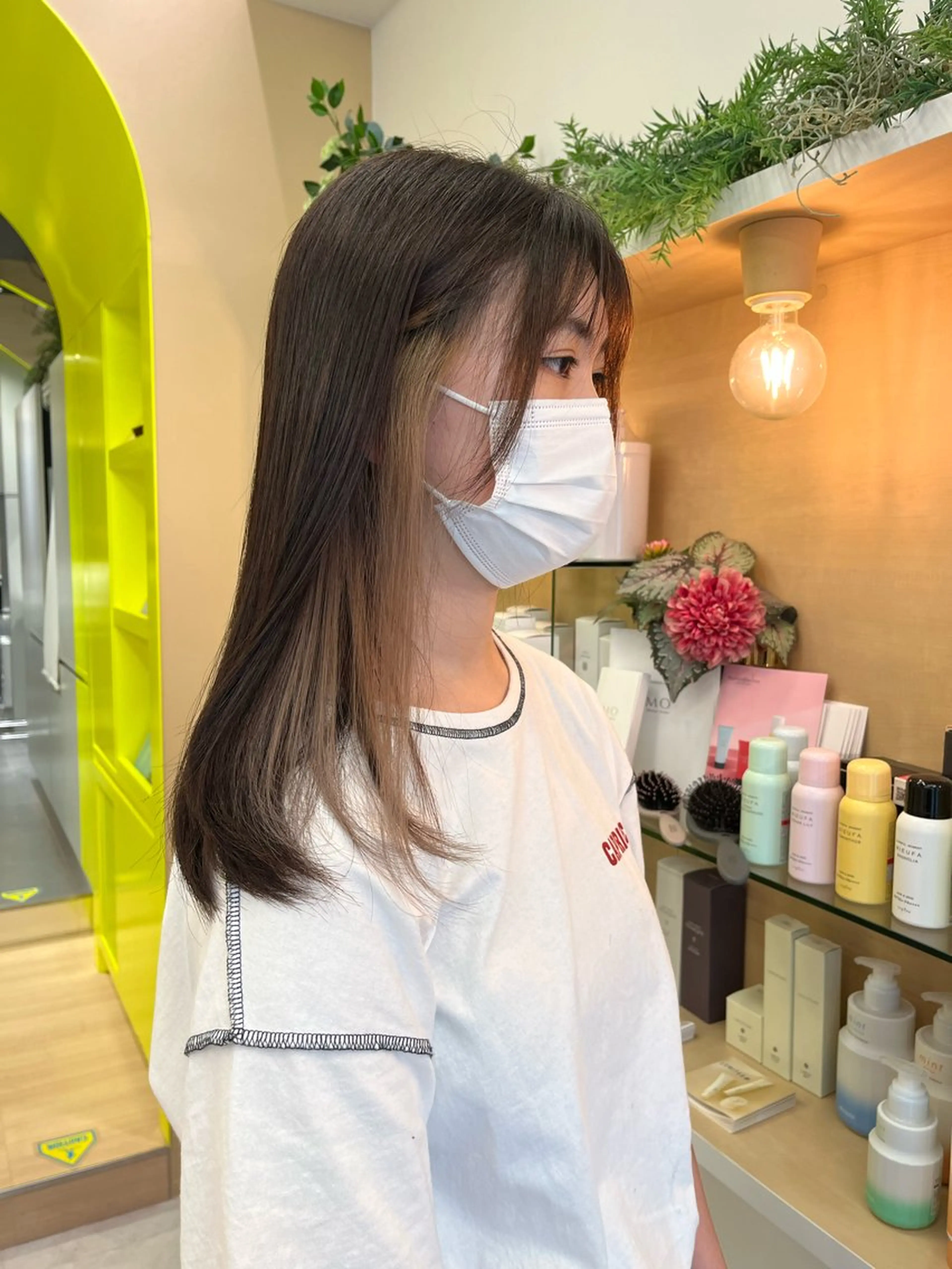 ミディアム カラー パーマ 山下 とよかのヘアスタイル