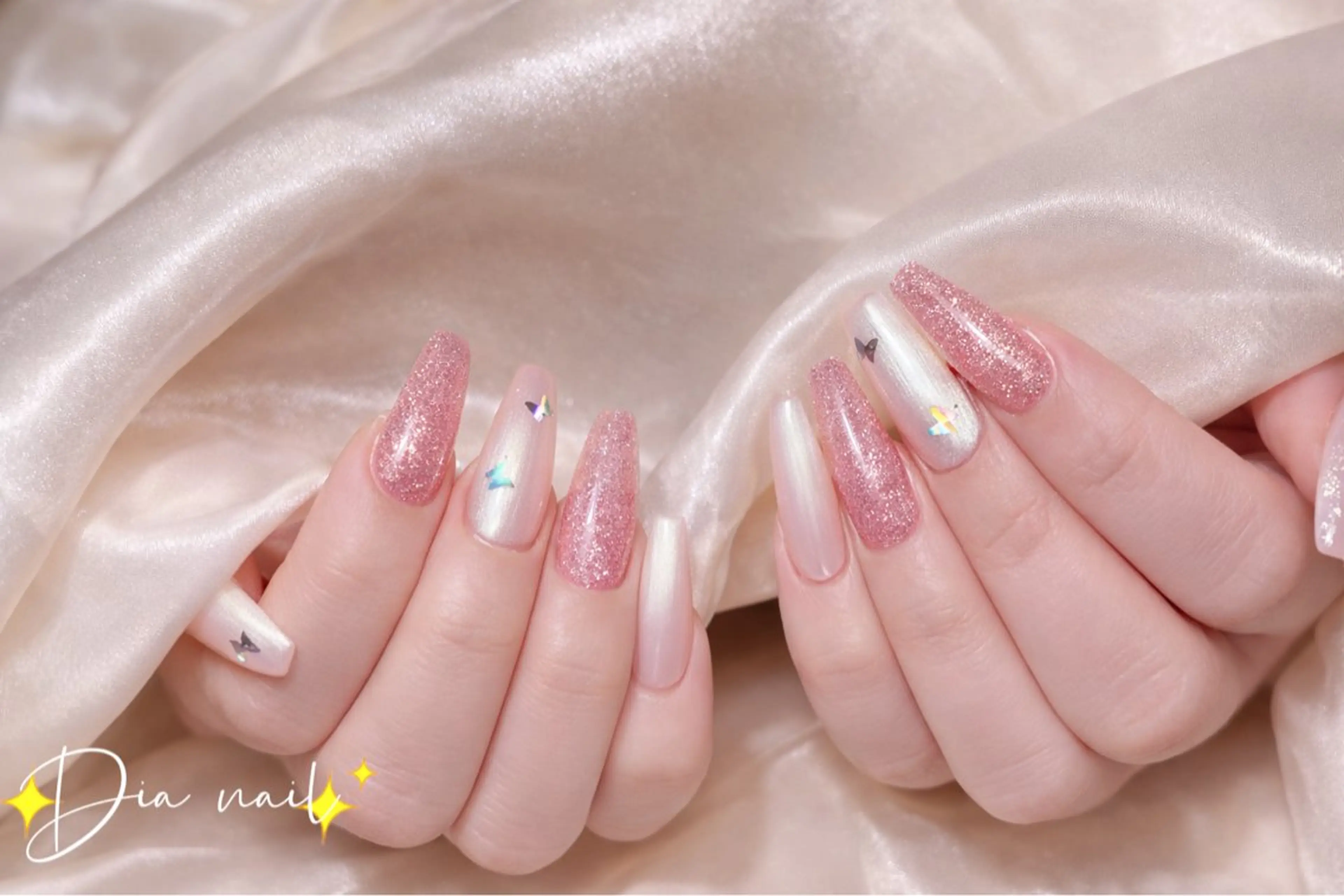 ネイル チークネイル ジェルネイル グラデーション マグネットネイル ニュアンスネイル ハンドネイル Di'a nail ネイルサロンのネイルデザイン