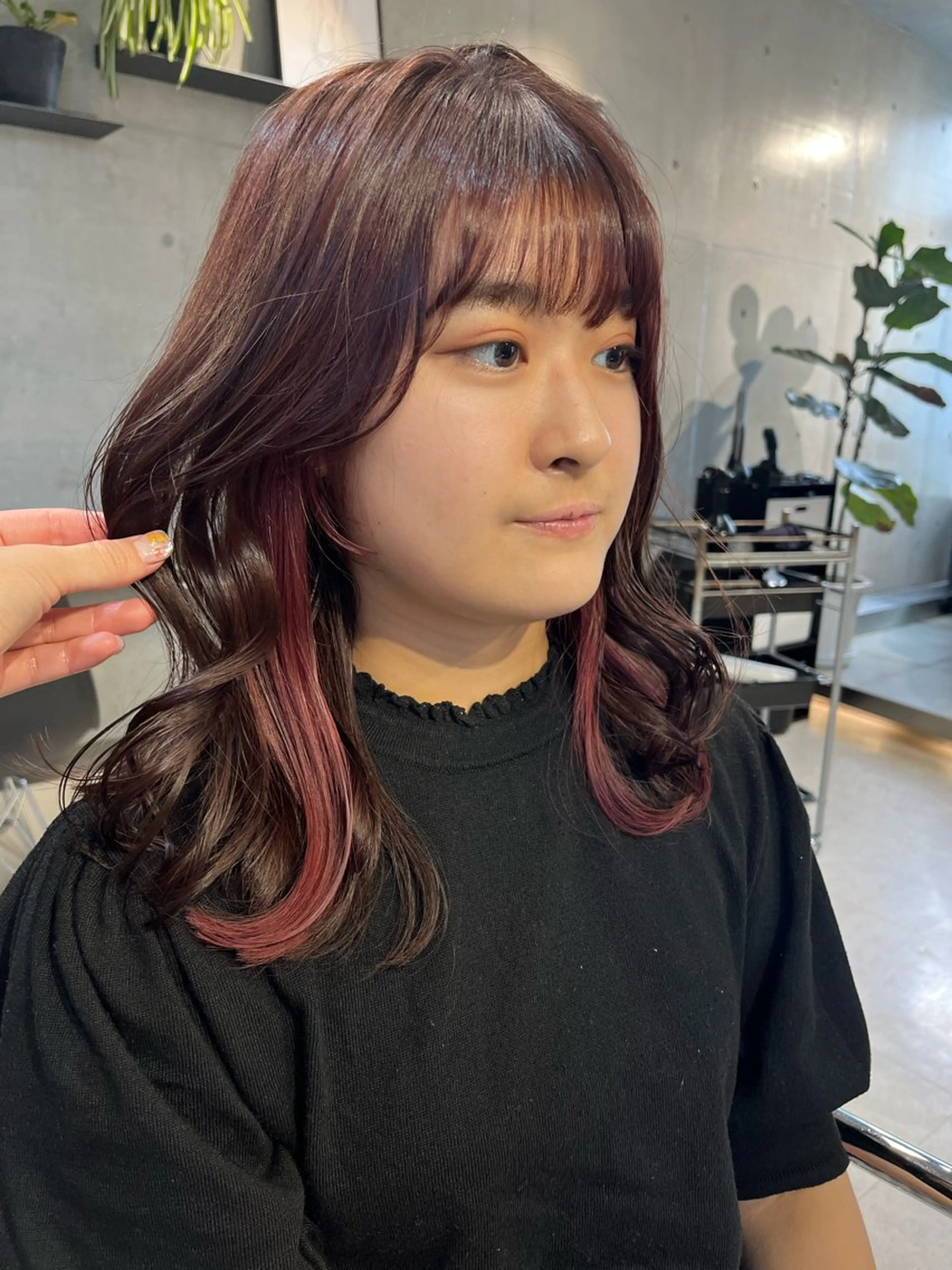 ロング カラー パーマ ヘアアレンジ ヘアカラー トリートメント 透明感/オリーブ/ グレージュ/YUKAのヘアスタイル