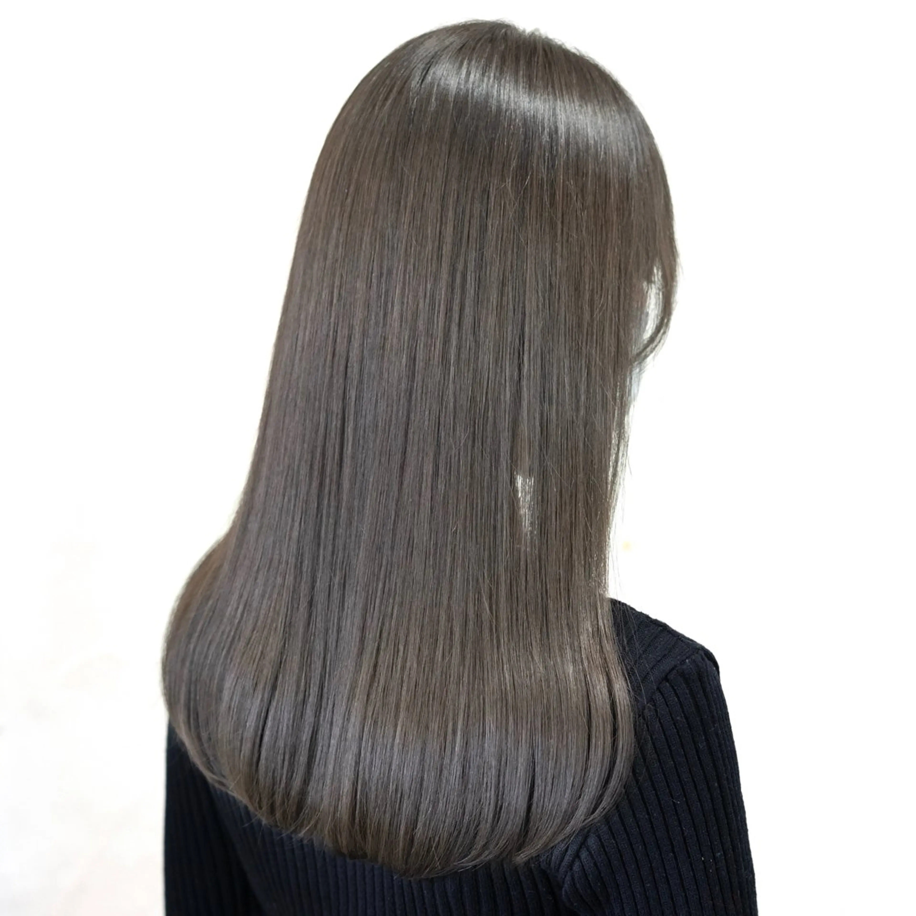 セミロング カラー 透明感カラー オレンジ ヘアカラー トリートメント ミニモお気に入り数 No.1宍戸雄弥のヘアスタイル