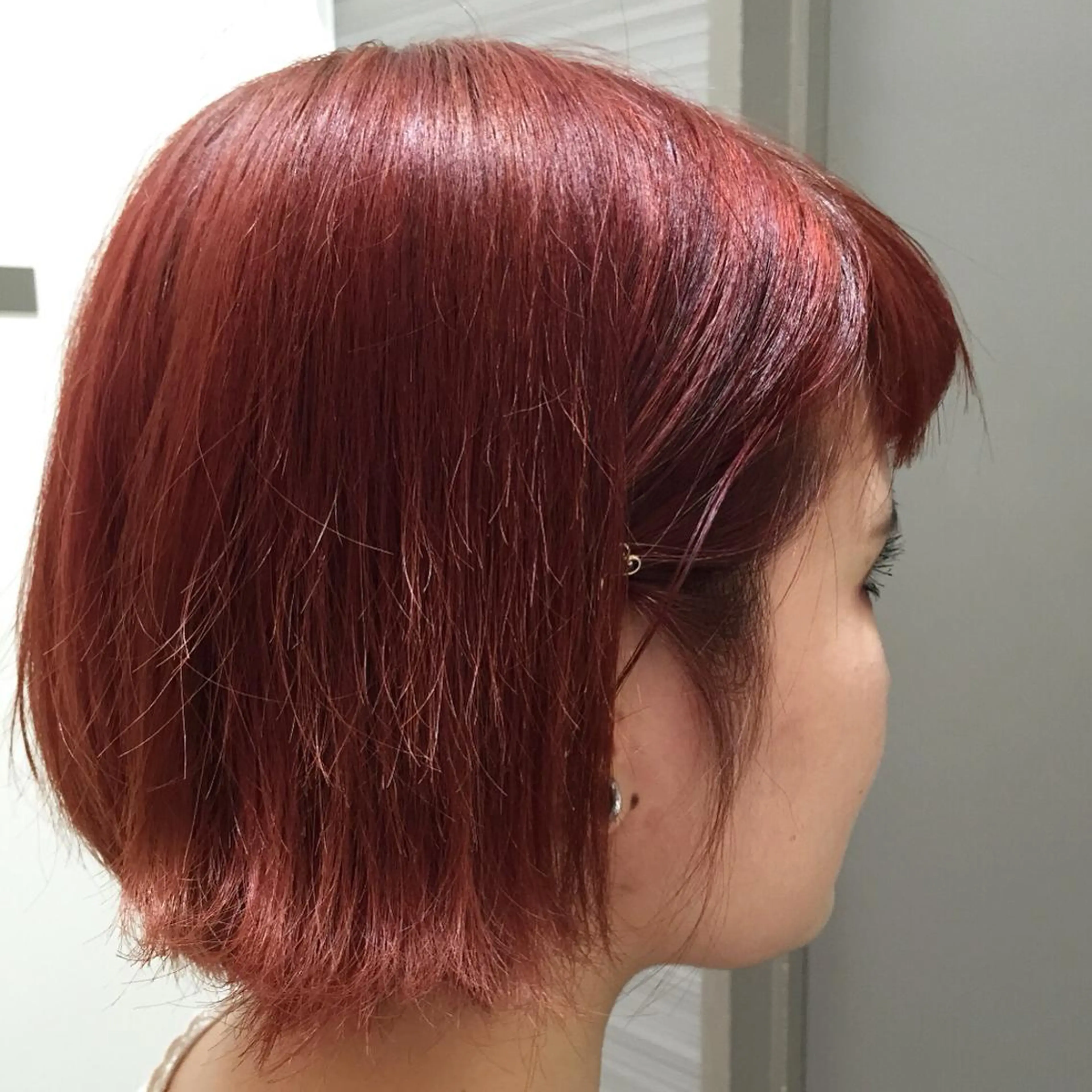 ミディアム カラー ピンクカラー 大石 陽菜のヘアスタイル