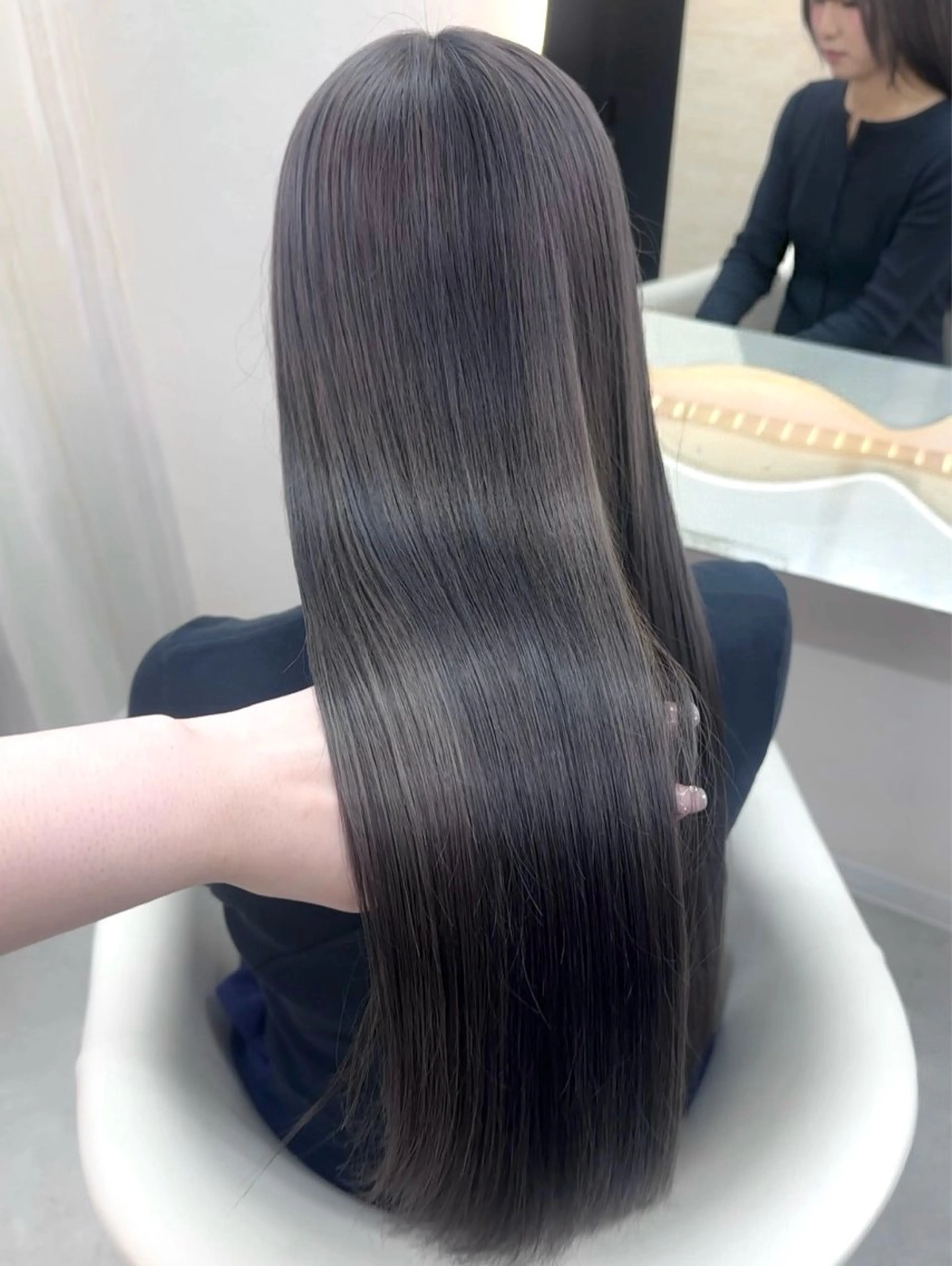 ロング カラー ヘアアレンジ ヘアカラー 🖤kana/艶髪/ 韓国風暗髪カラー🖤のヘアスタイル