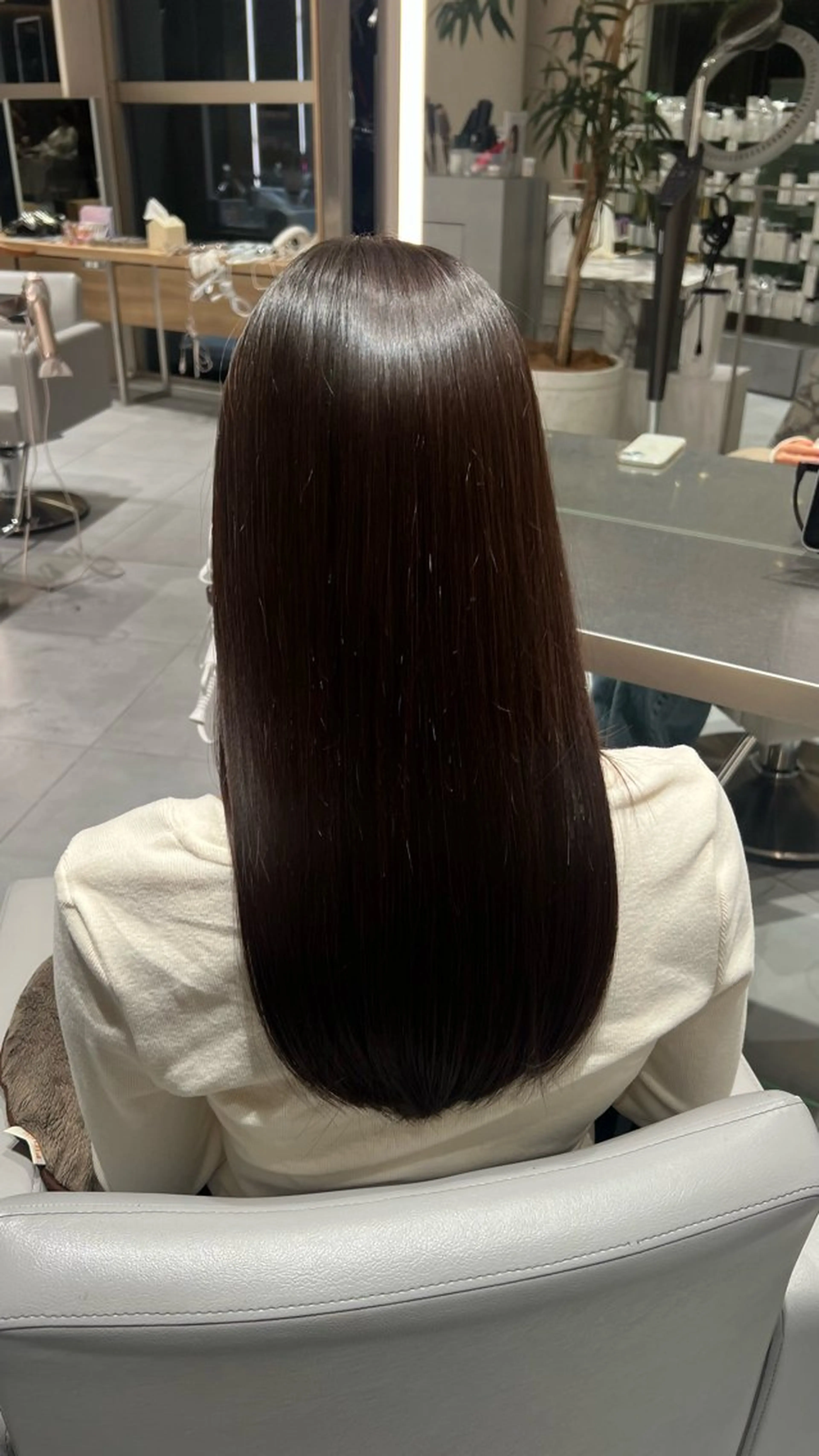ロング カラー 及川 莉央のヘアスタイル