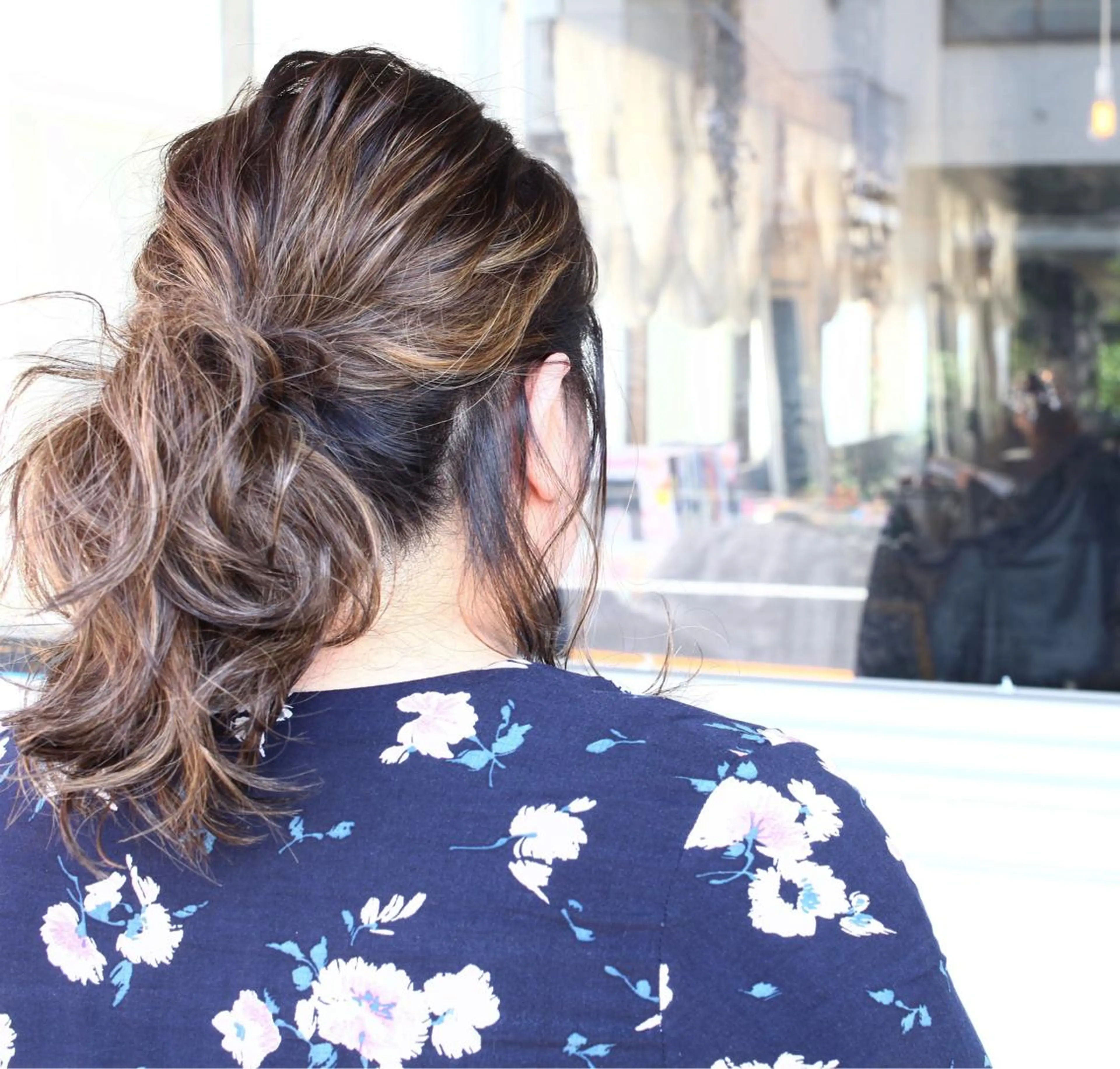 ミディアム カラー ヘアアレンジ アッシュ グラデーションカラー ハイライトカラー ハイライト Mariana/ 鶴原-ハイライトのヘアスタイル