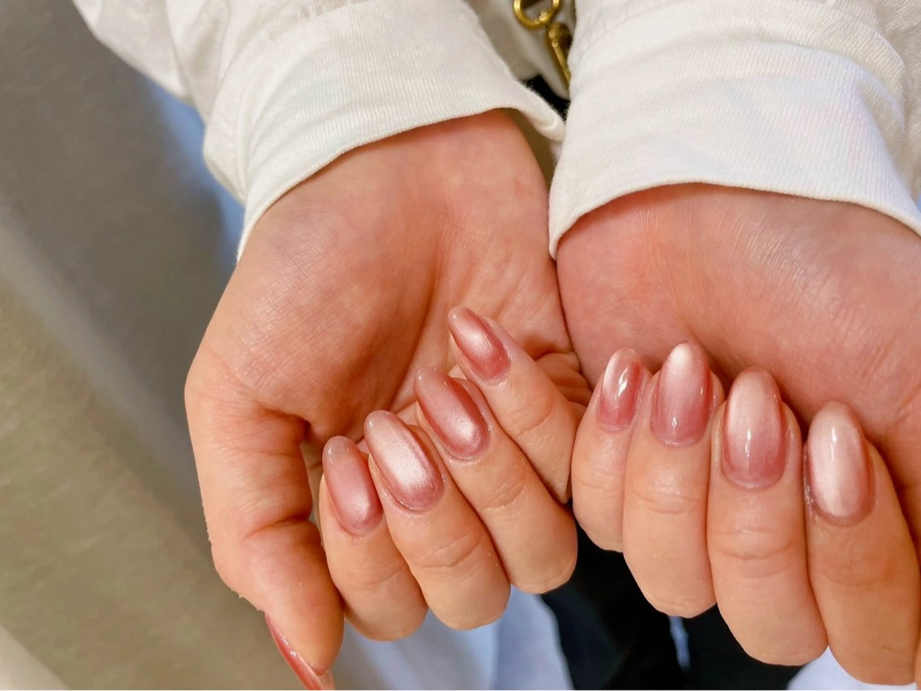 ネイル マグネットネイル mogunail &blowのネイルデザイン