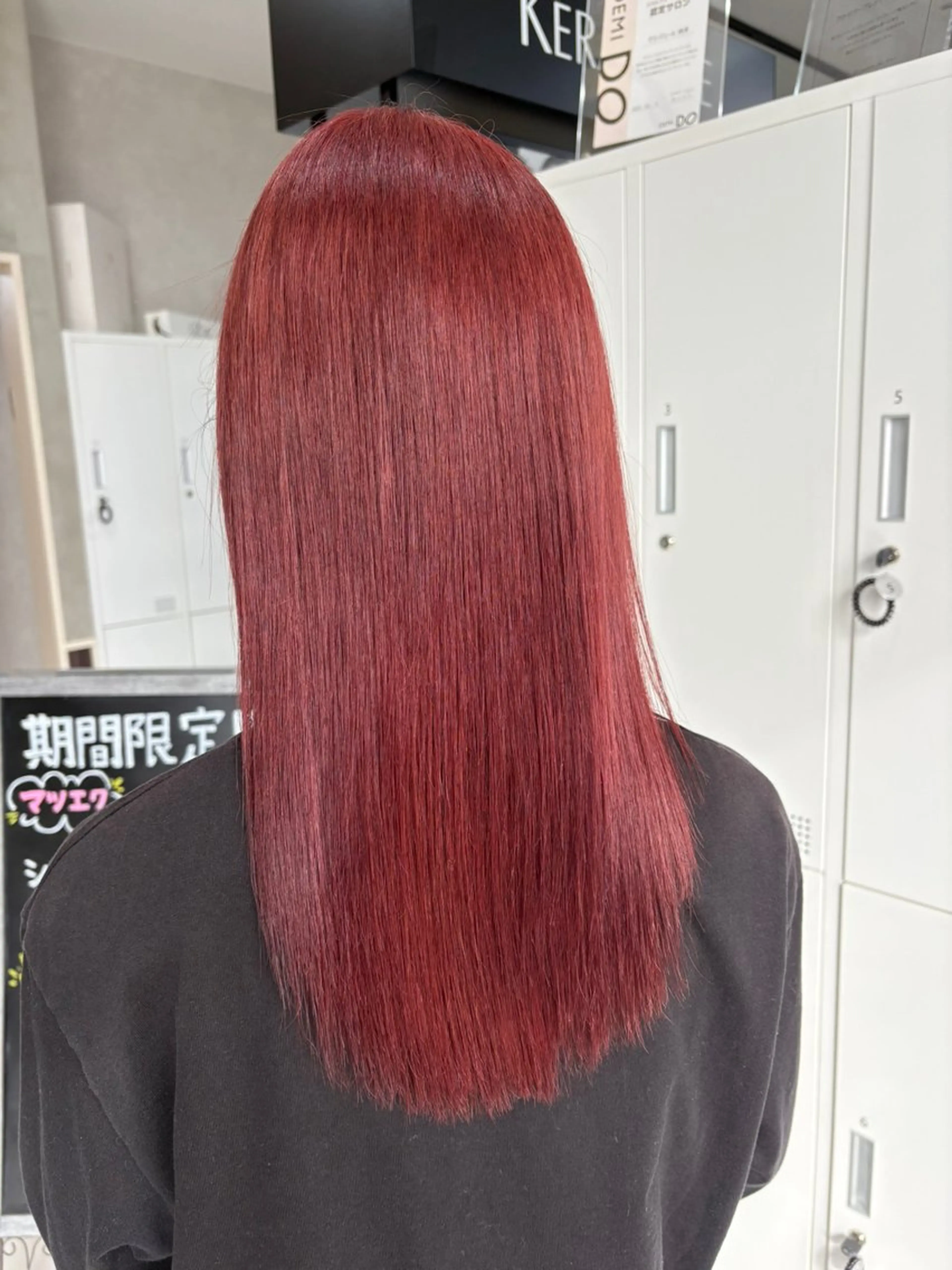 セミロング カラー GRANDEUR やまだかなのヘアスタイル